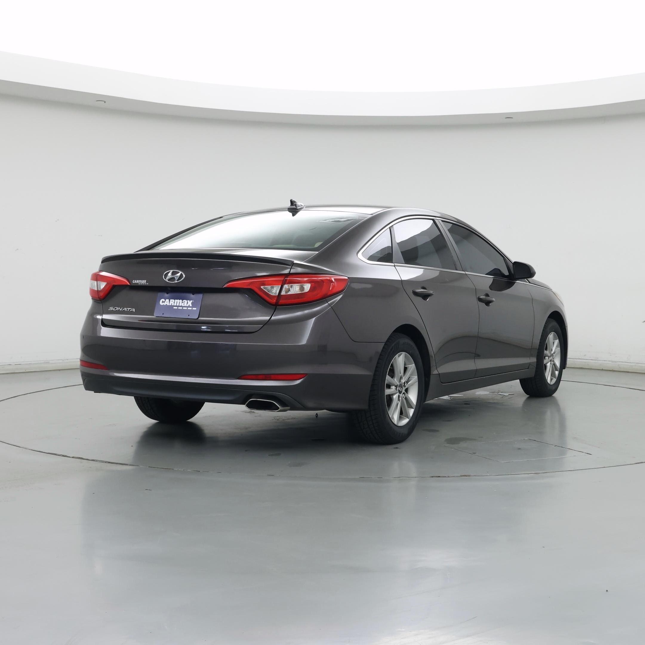 Thumbnail: 2015 Hyundai Sonata - 8