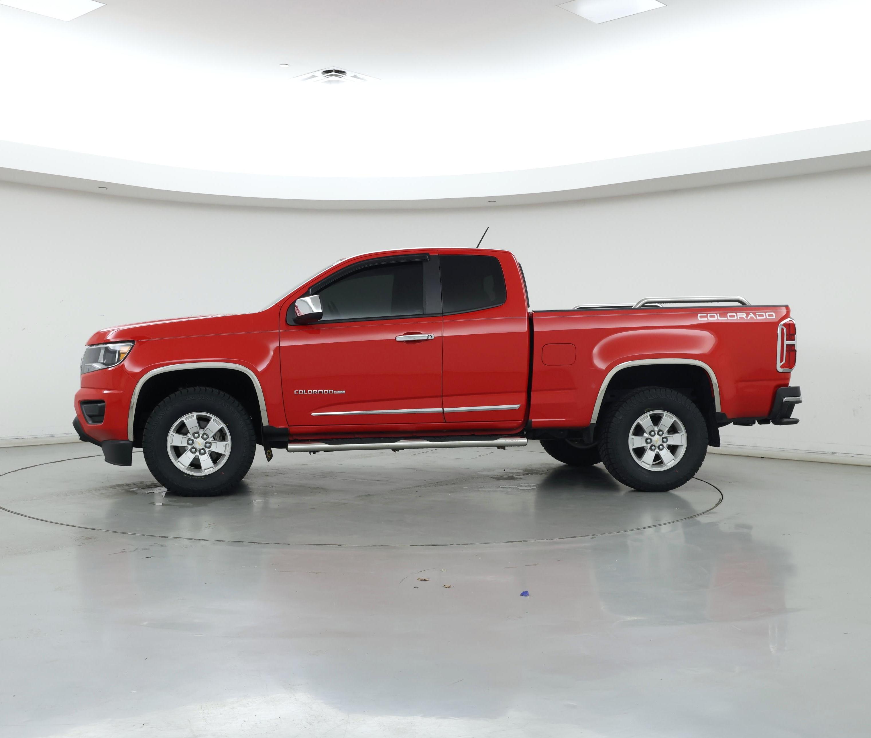 Thumbnail: 2017 Chevrolet Colorado - 3