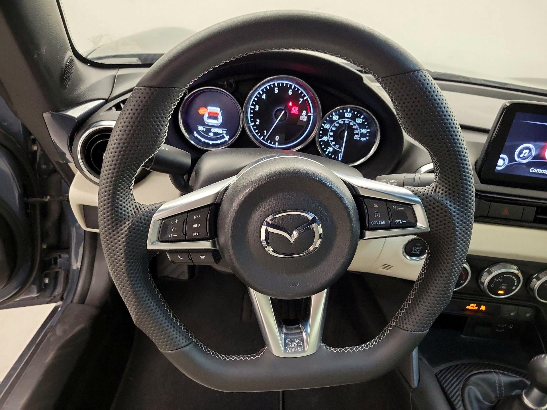 Thumbnail: 2021 Mazda MX-5 Miata - 10