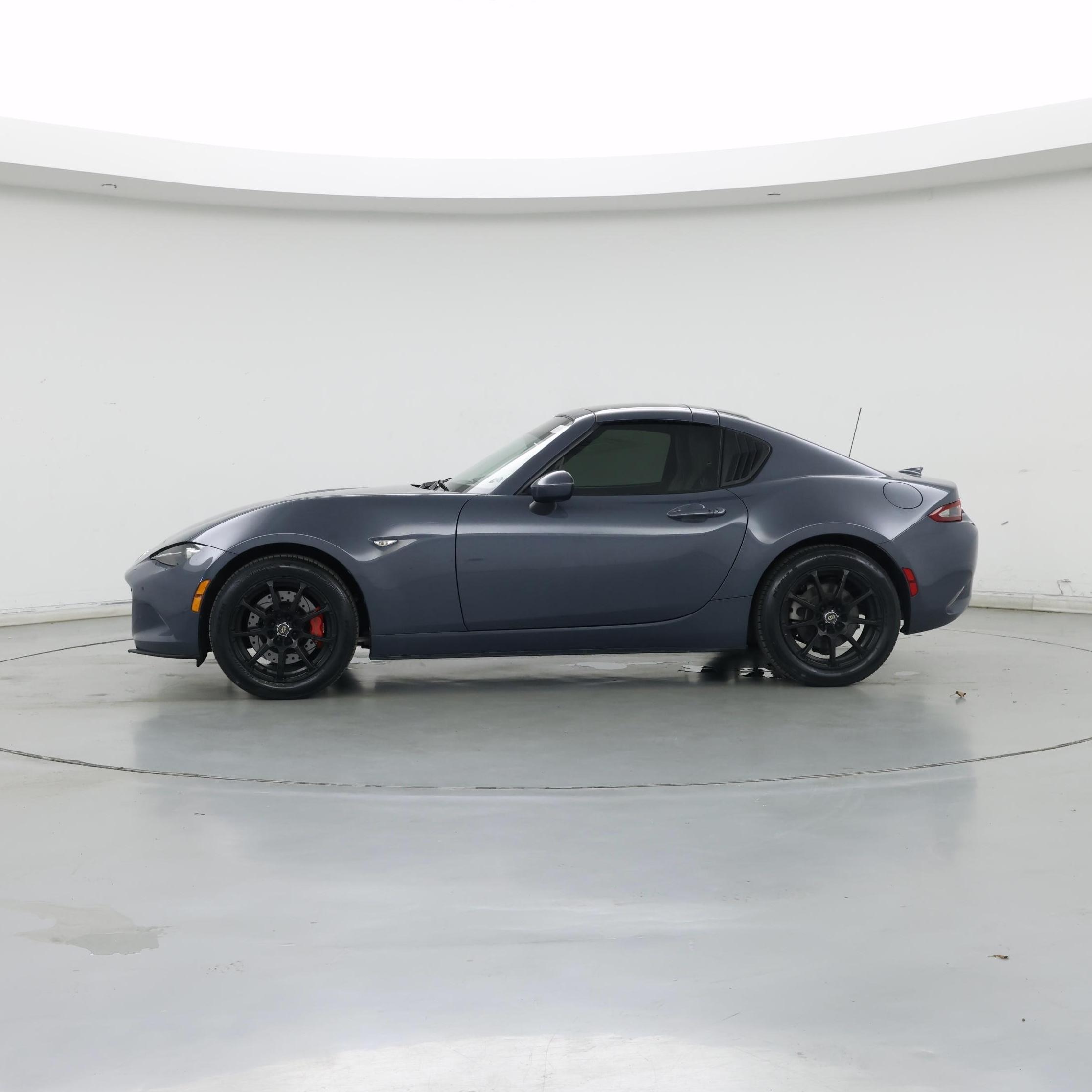 Thumbnail: 2021 Mazda MX-5 Miata - 3