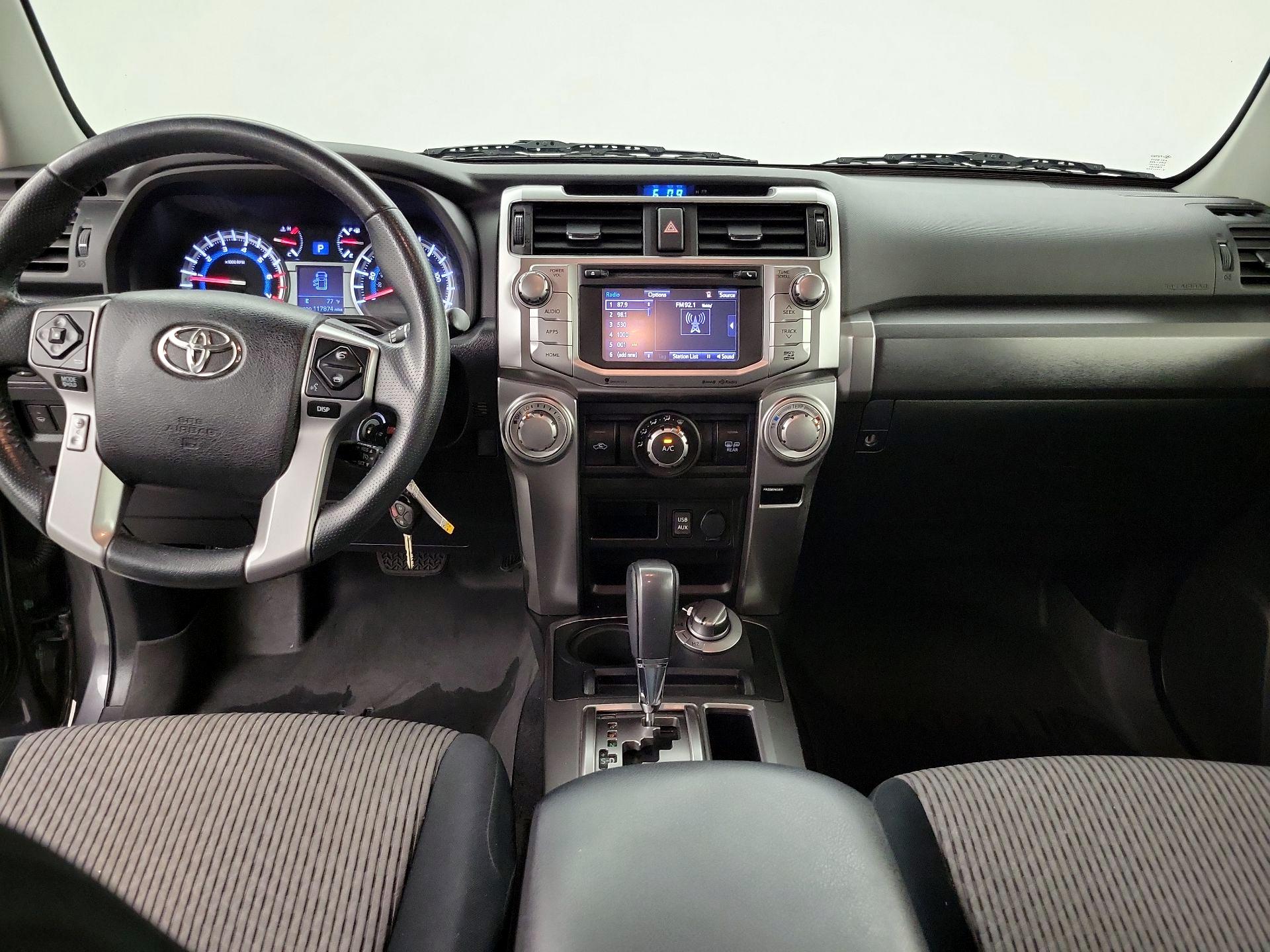 Thumbnail: 2016 Toyota 4Runner - 9