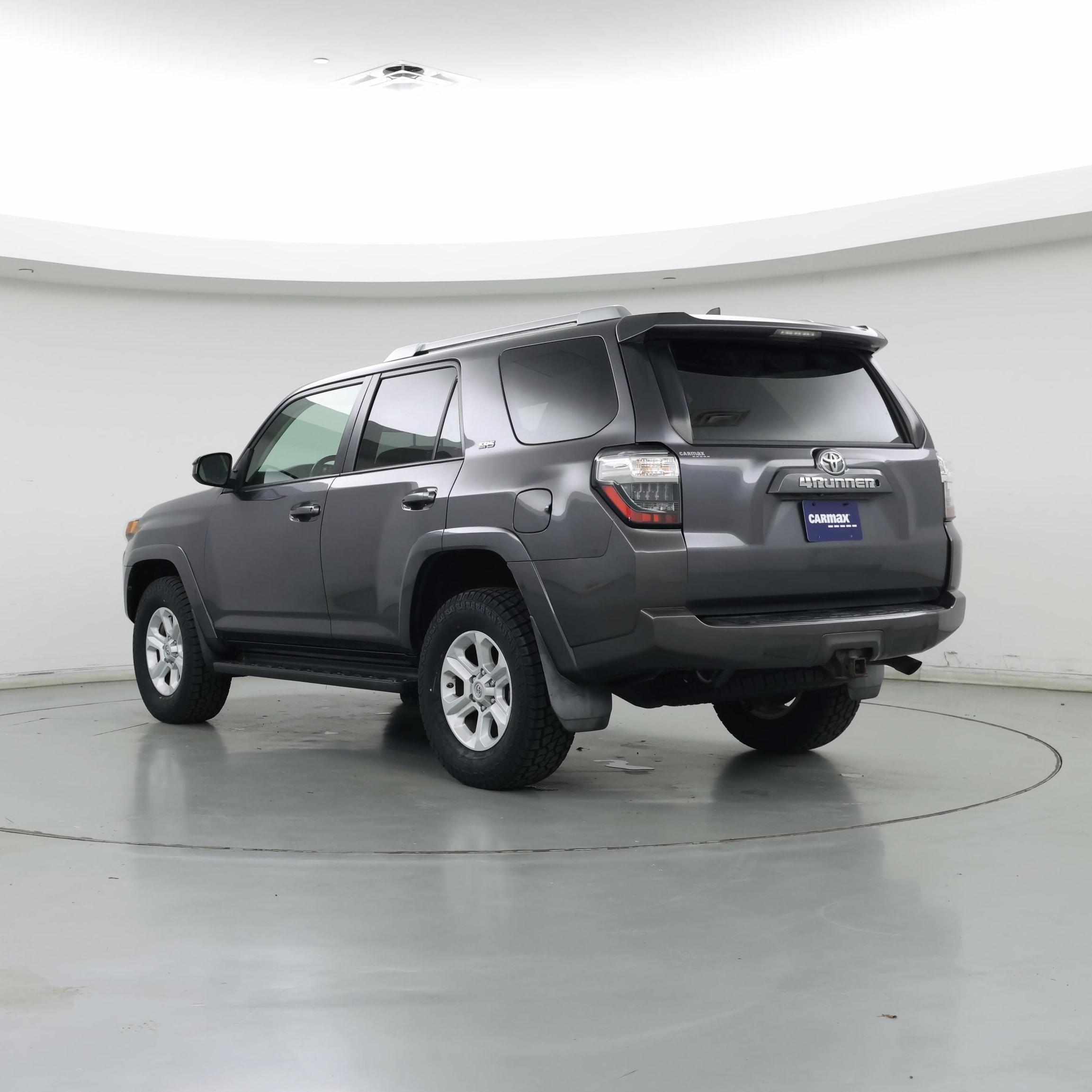 Thumbnail: 2016 Toyota 4Runner - 2