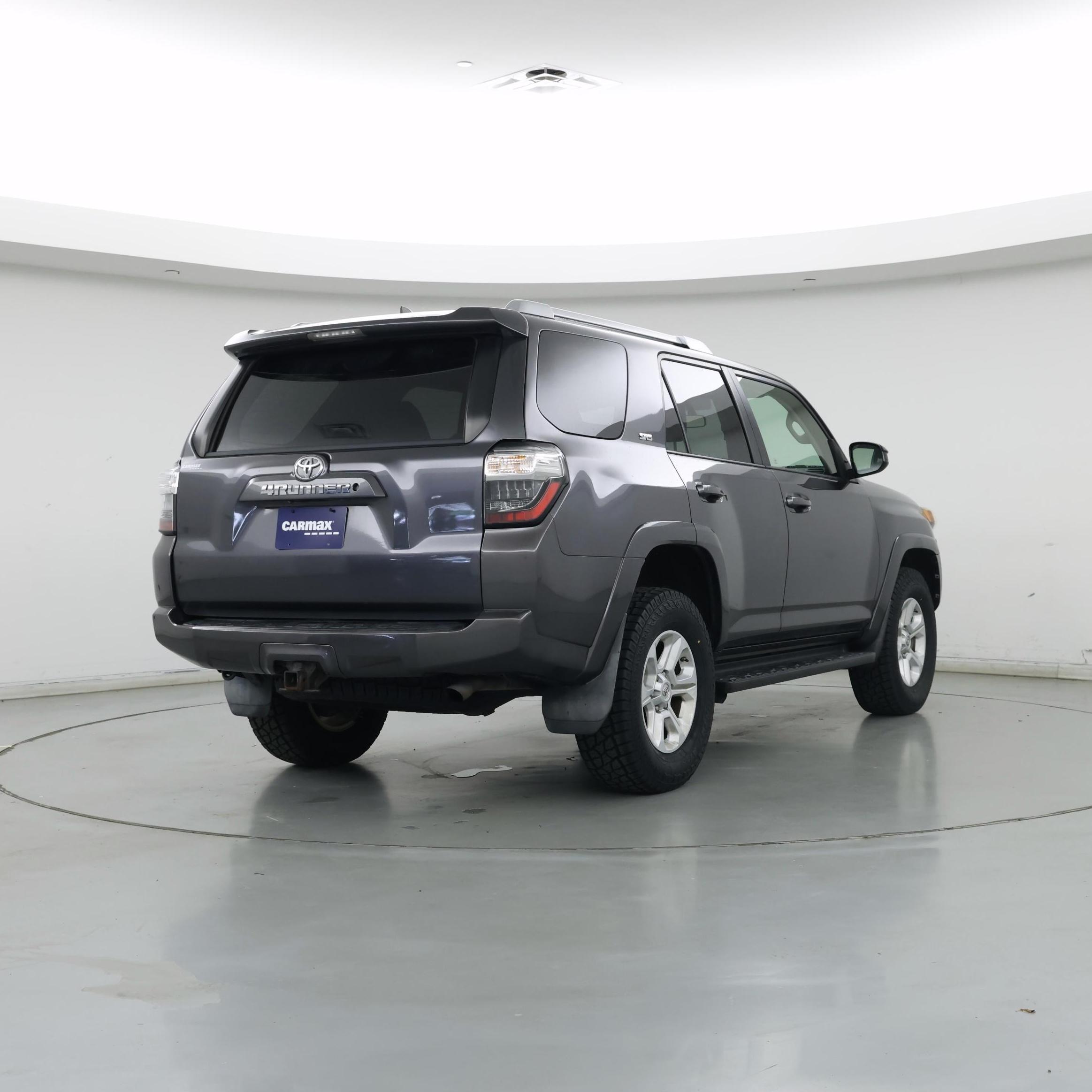Thumbnail: 2016 Toyota 4Runner - 8