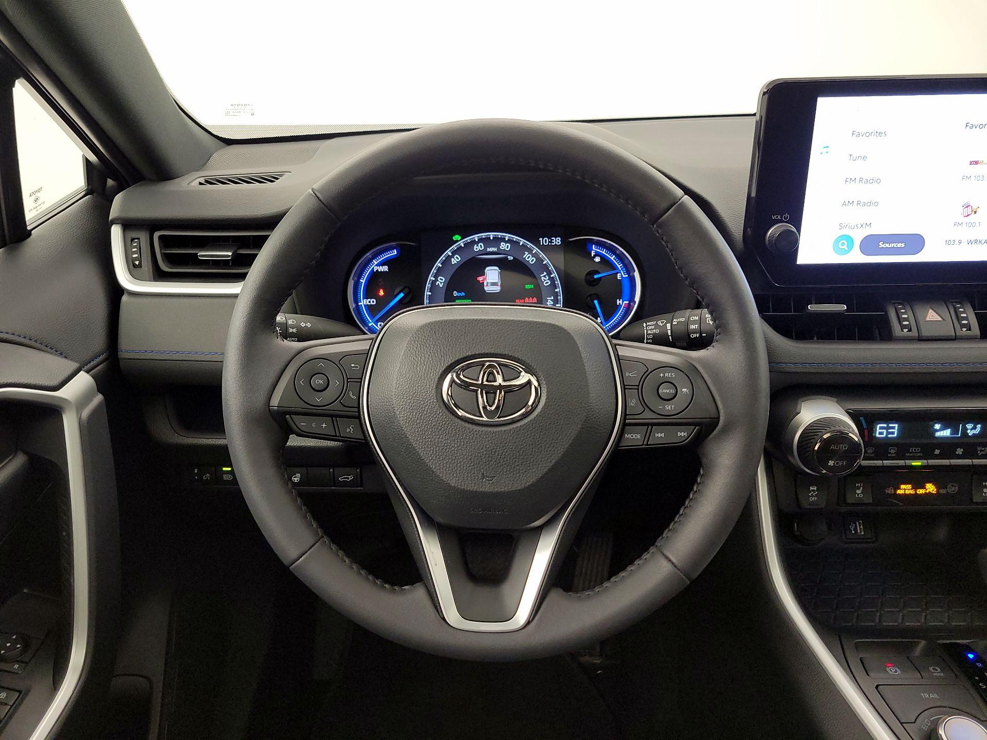 Thumbnail: 2024 Toyota RAV4 - 10