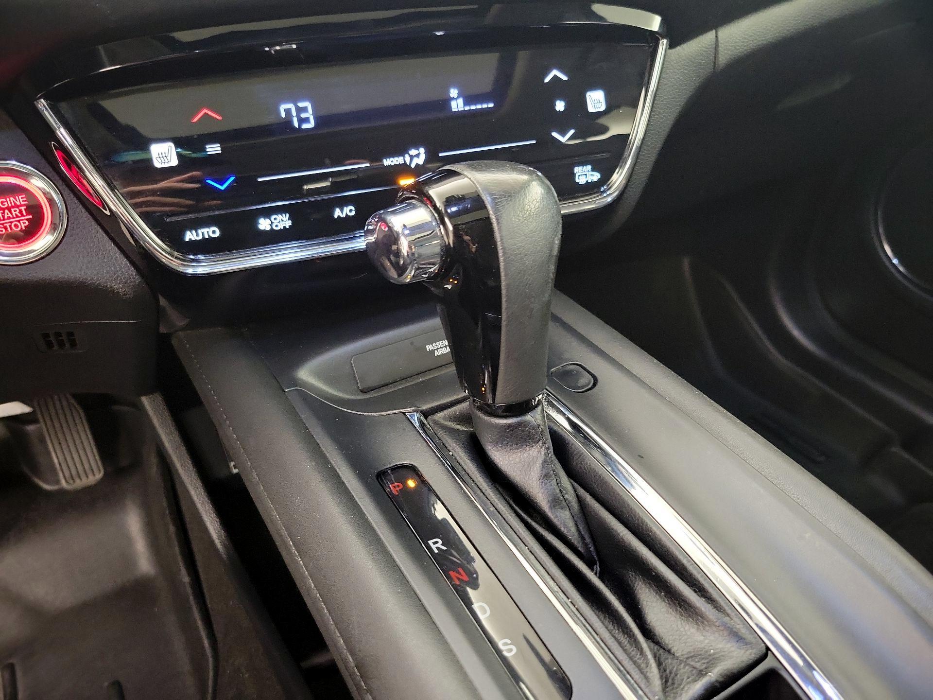 Thumbnail: 2019 Honda HR-V - 18