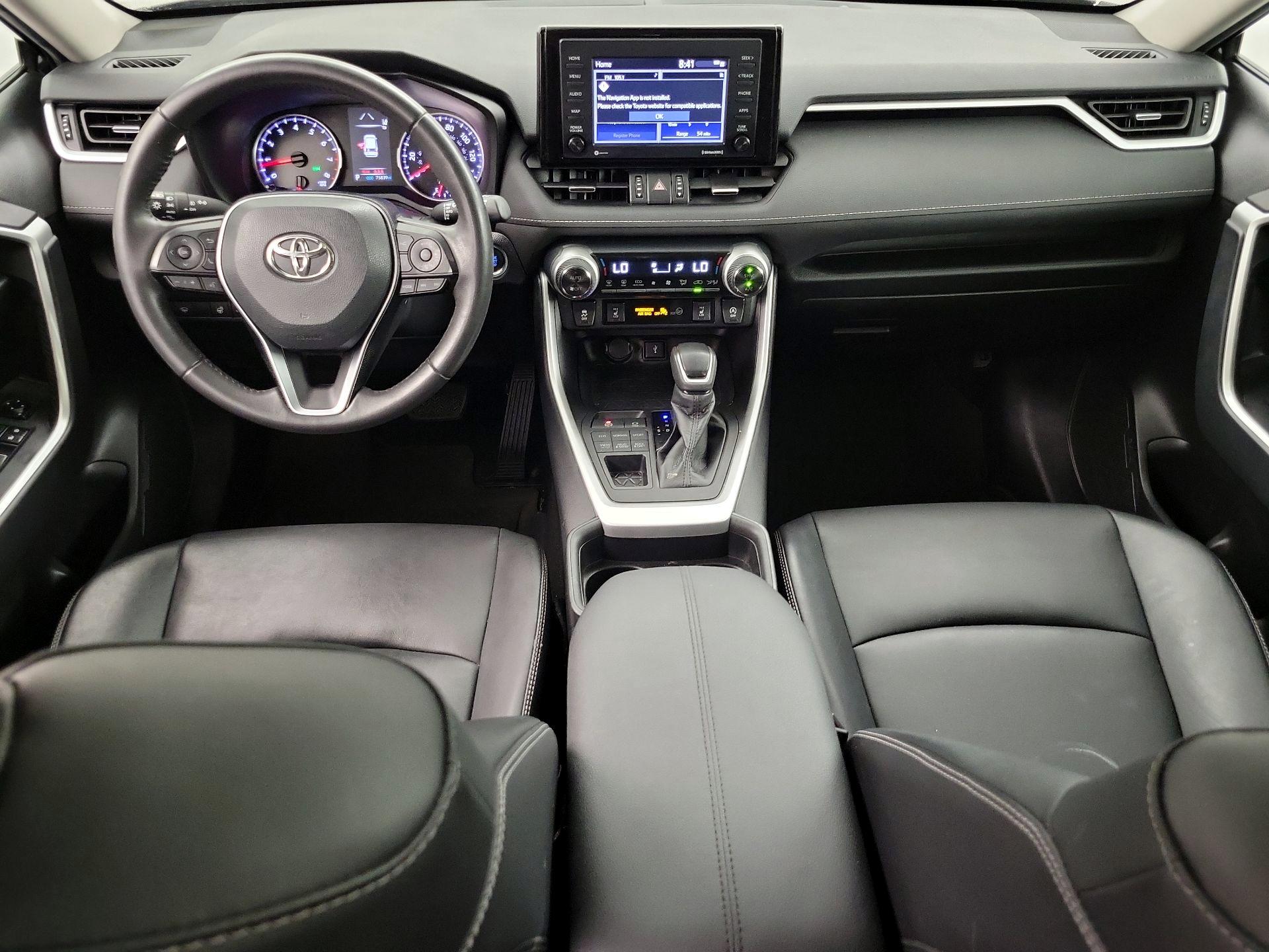 Thumbnail: 2021 Toyota RAV4 - 9