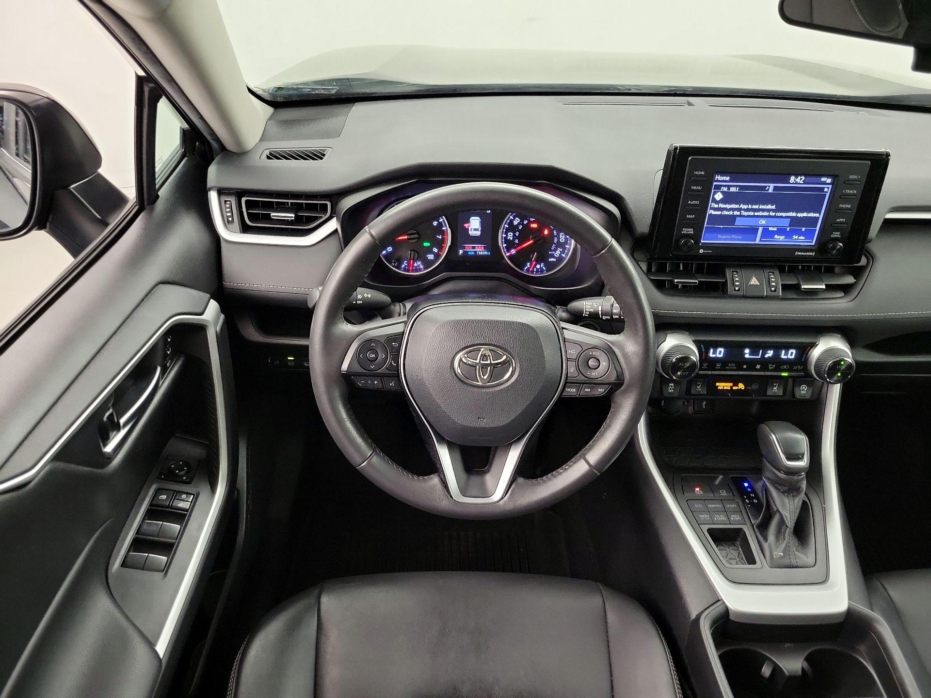 Thumbnail: 2021 Toyota RAV4 - 10