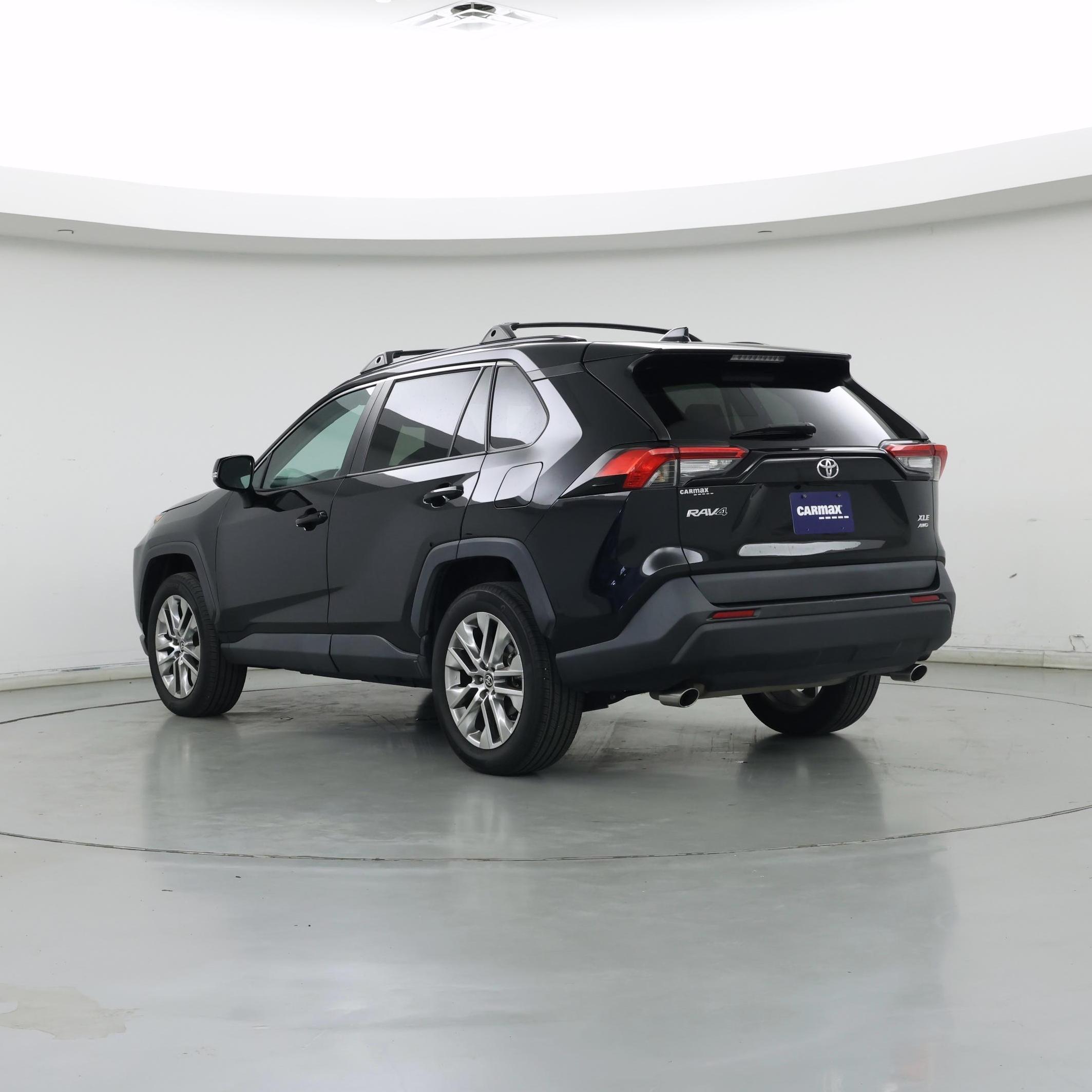 Thumbnail: 2021 Toyota RAV4 - 2