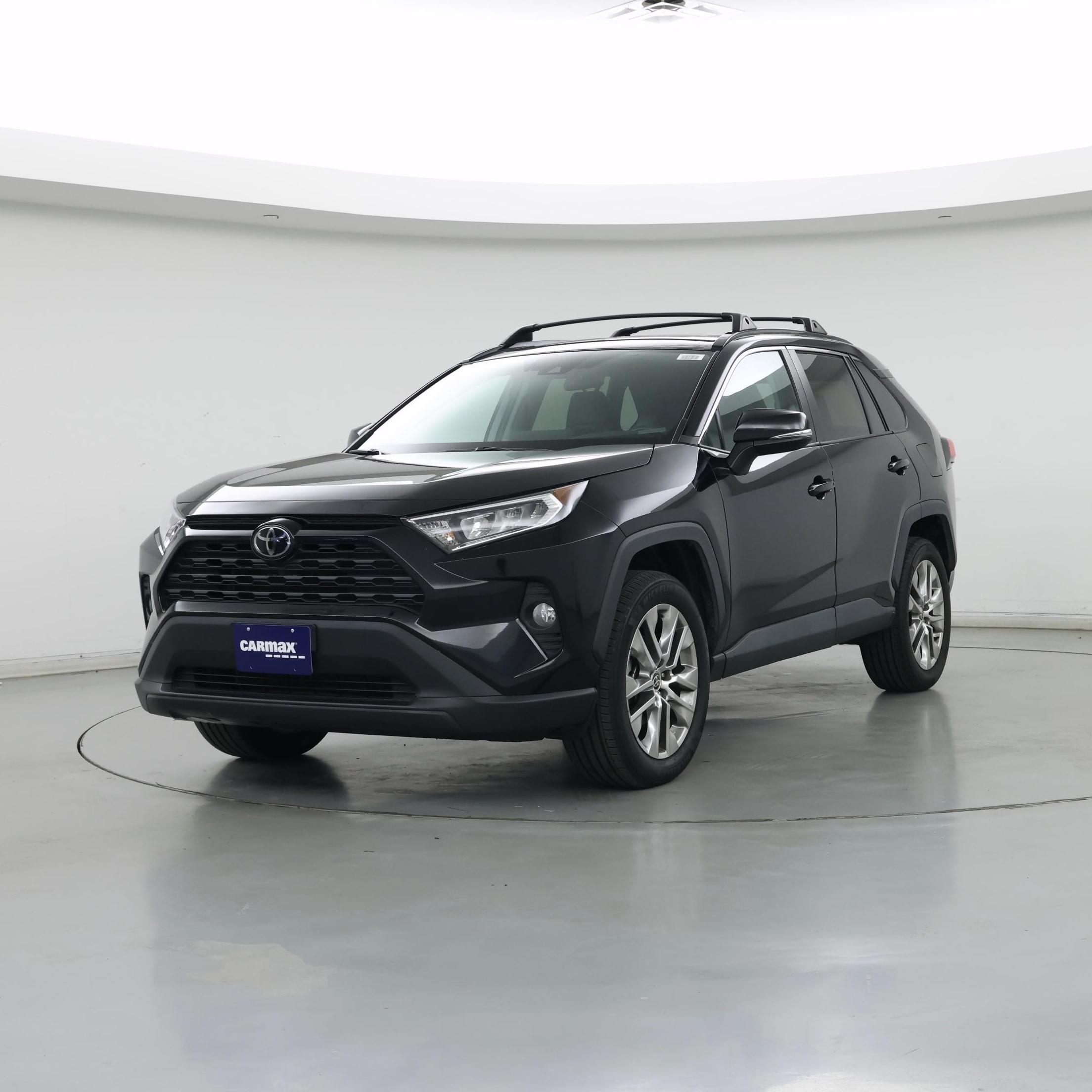 Thumbnail: 2021 Toyota RAV4 - 4