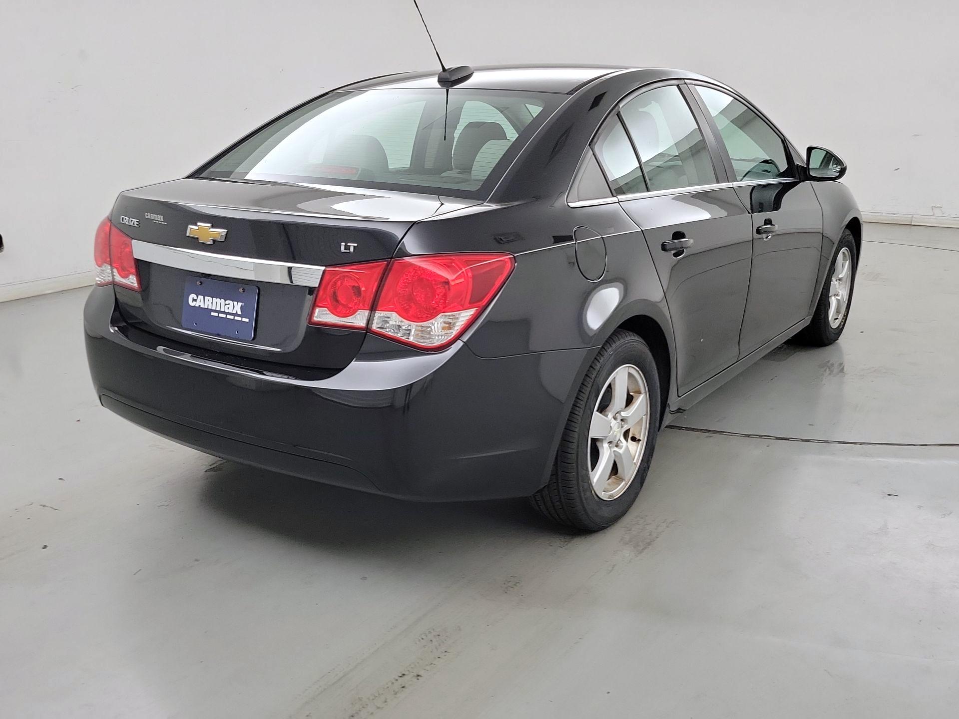 Thumbnail: 2016 Chevrolet Cruze - 5