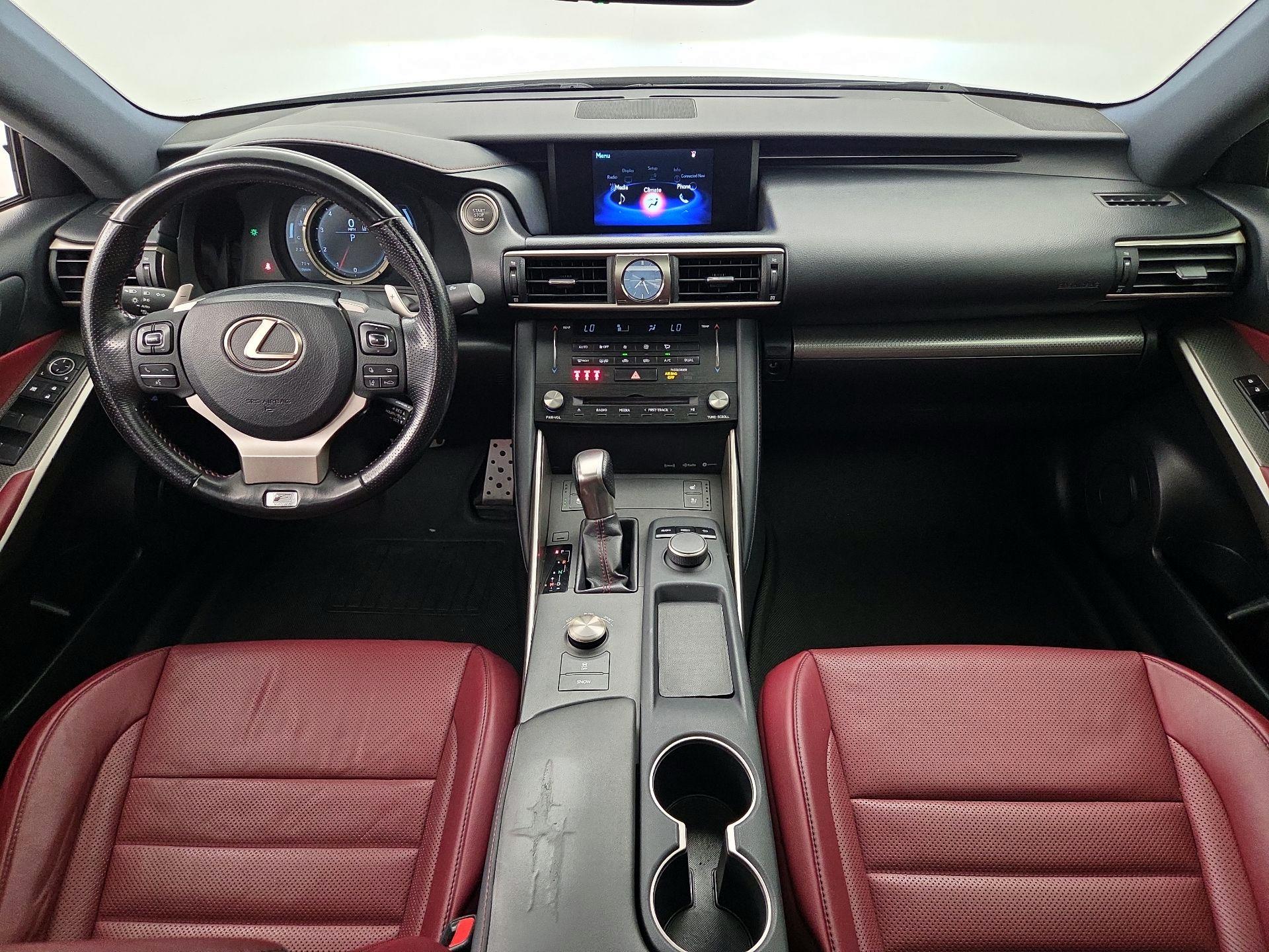 Thumbnail: 2017 Lexus IS - 9