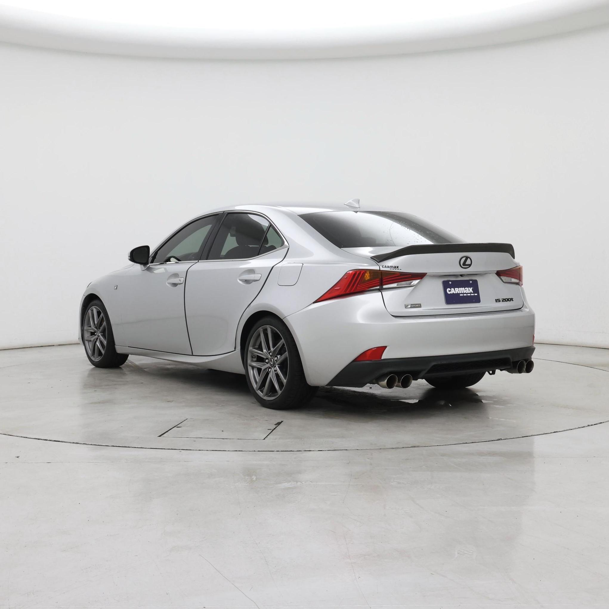 Thumbnail: 2017 Lexus IS - 2