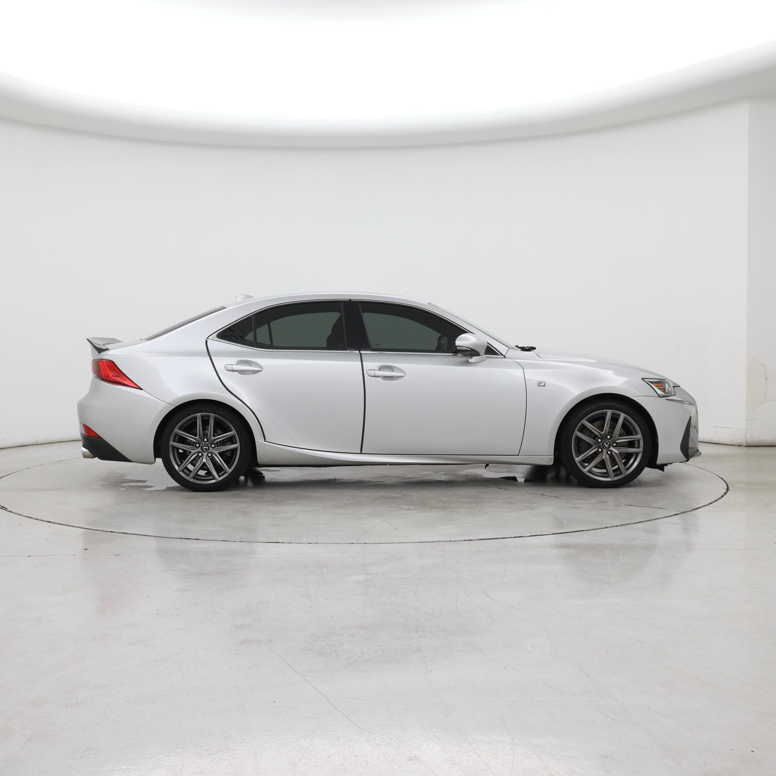 Thumbnail: 2017 Lexus IS - 7