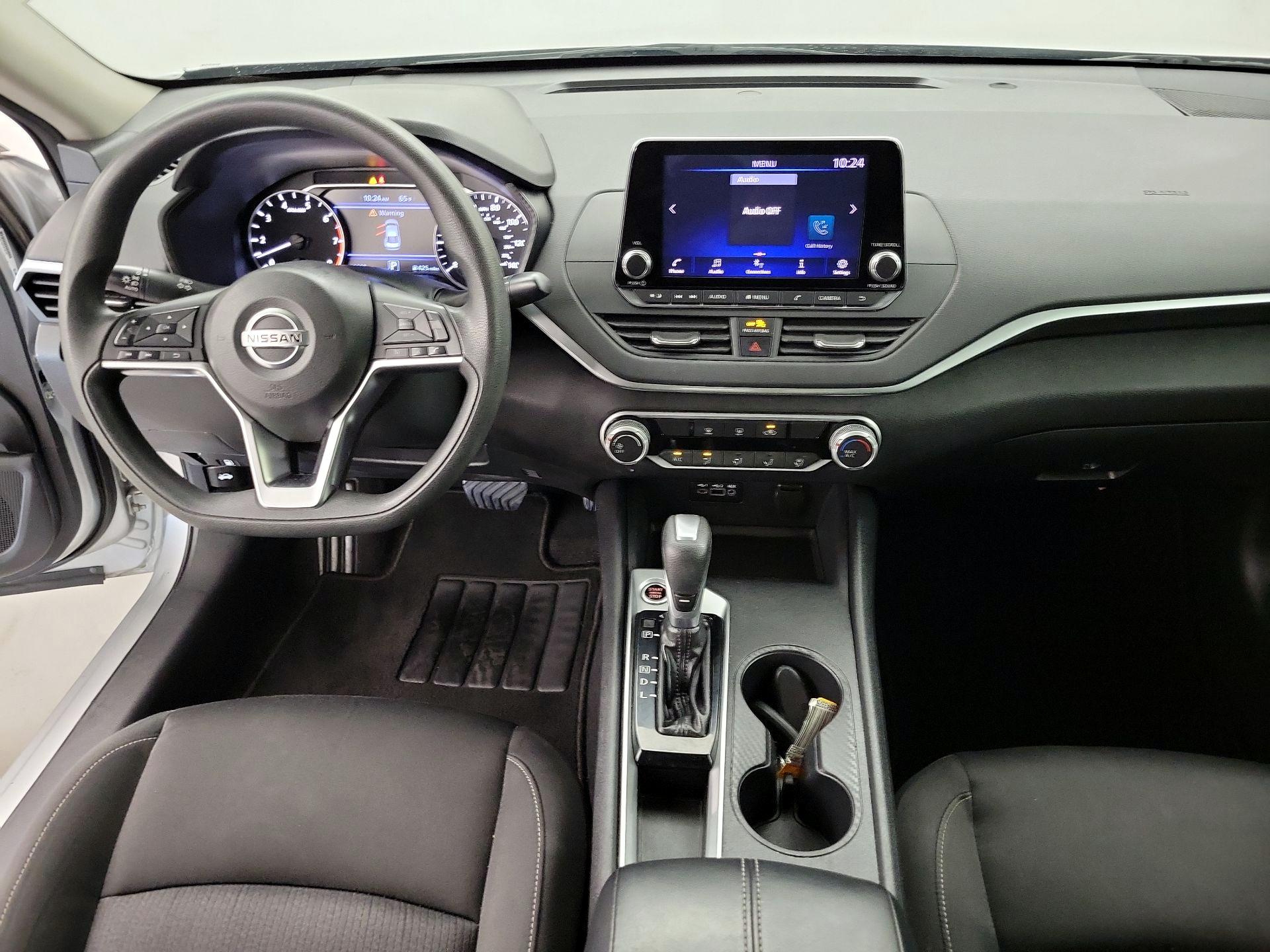 Thumbnail: 2019 Nissan Altima - 9