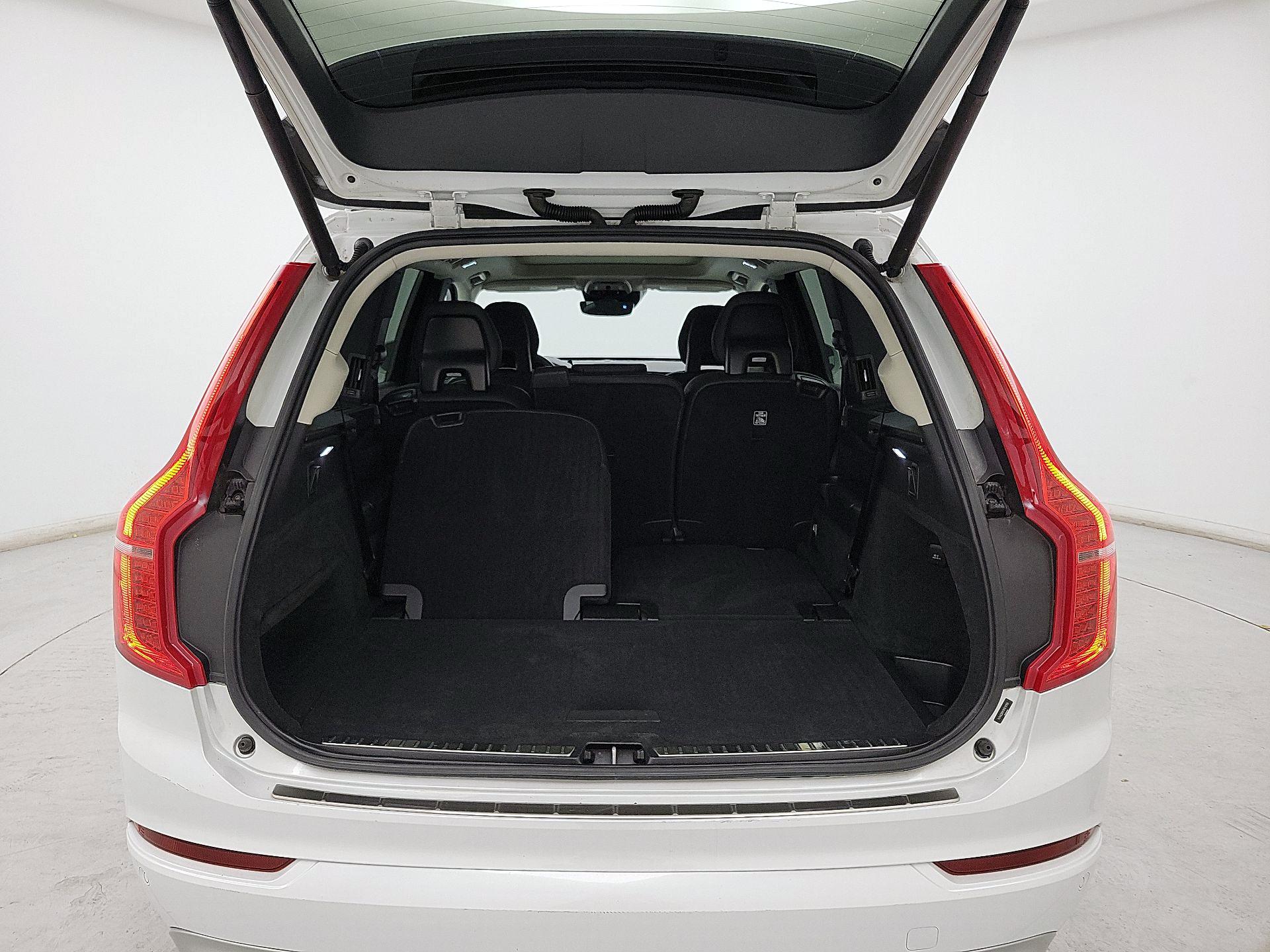 Thumbnail: 2021 Volvo XC90 - 19