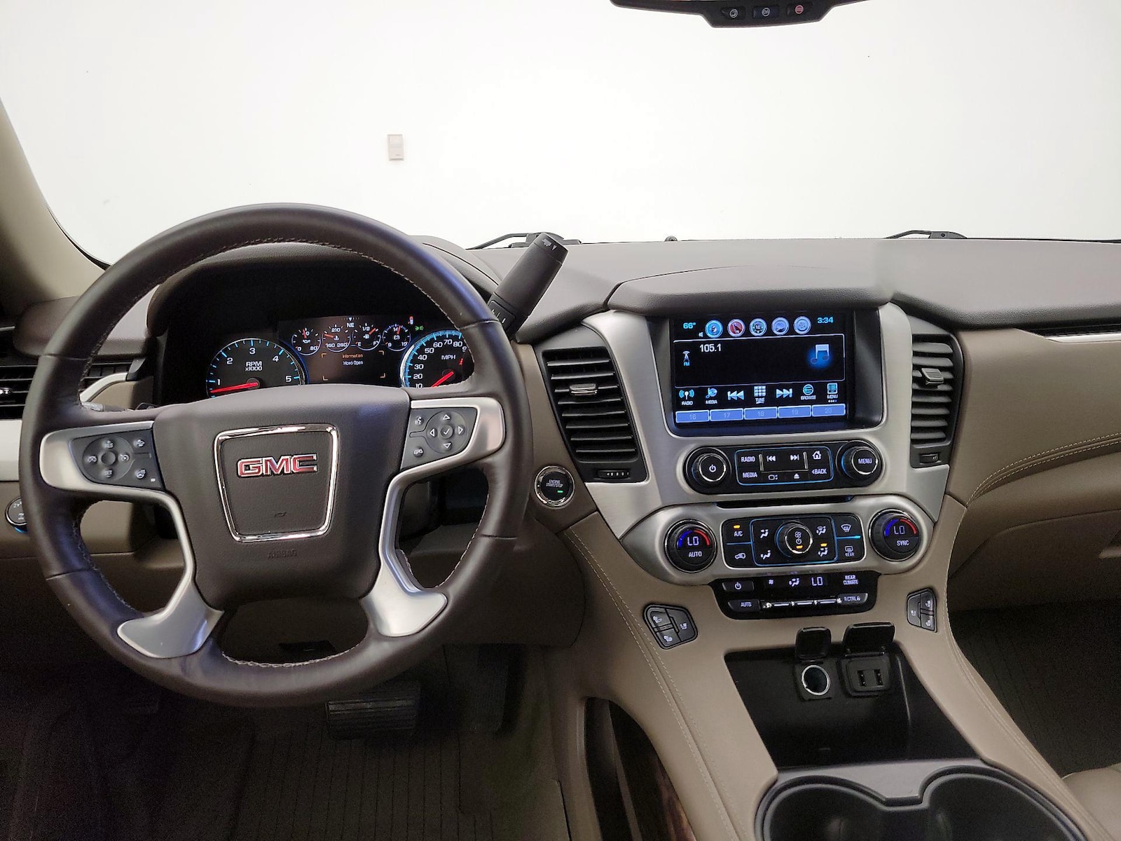 2017 GMC Yukon SLT - Photo 10