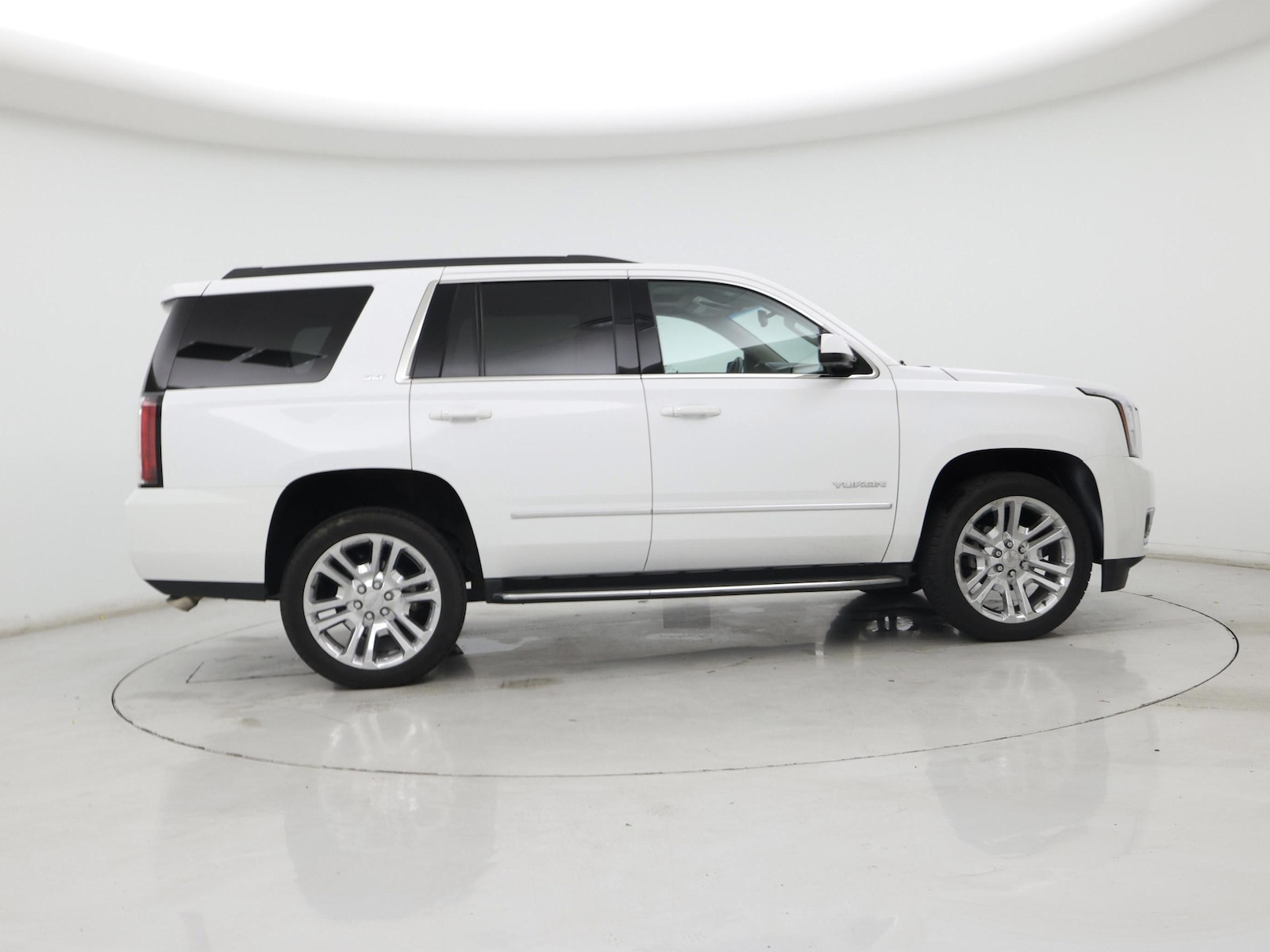 2017 GMC Yukon SLT - Photo 8