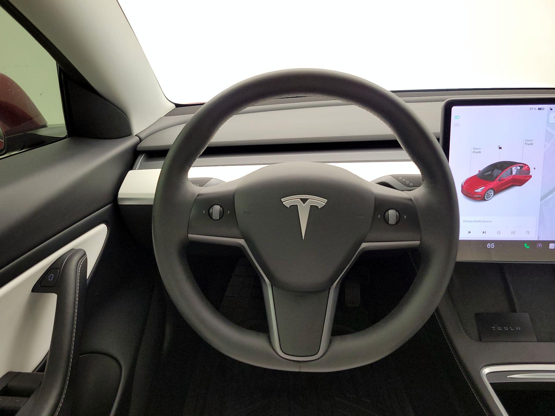 Thumbnail: 2021 Tesla Model 3 - 10