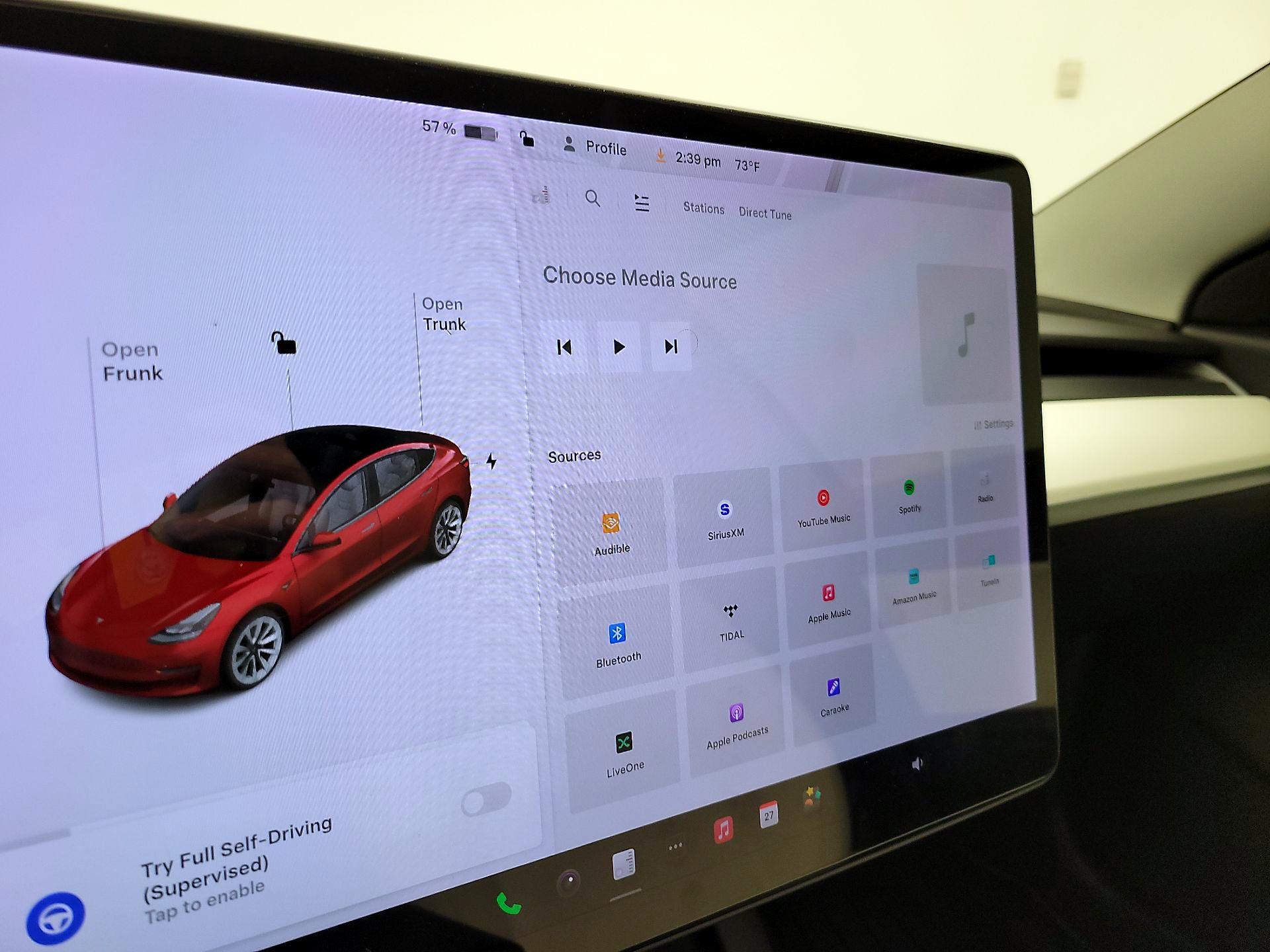 Thumbnail: 2021 Tesla Model 3 - 15