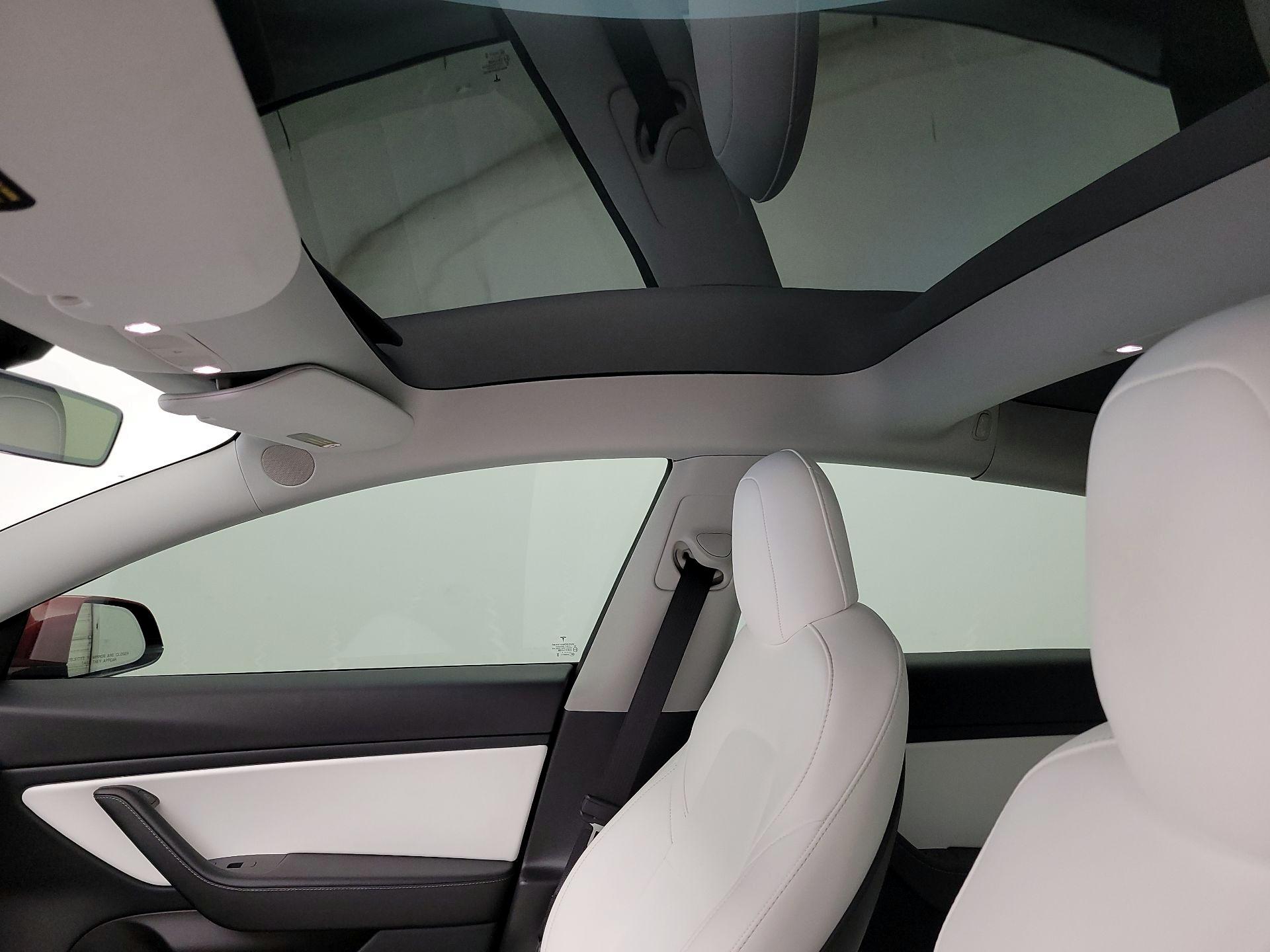 Thumbnail: 2021 Tesla Model 3 - 18