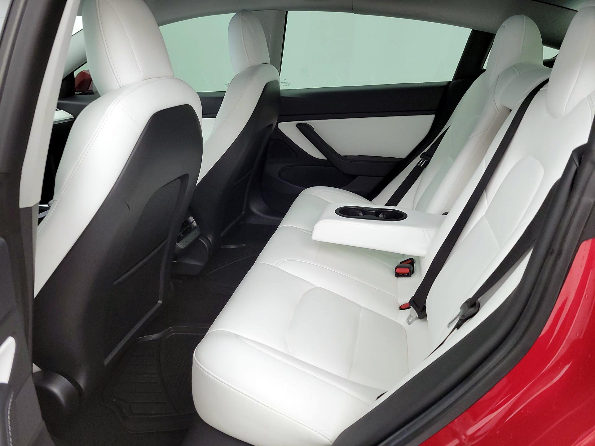 Thumbnail: 2021 Tesla Model 3 - 19