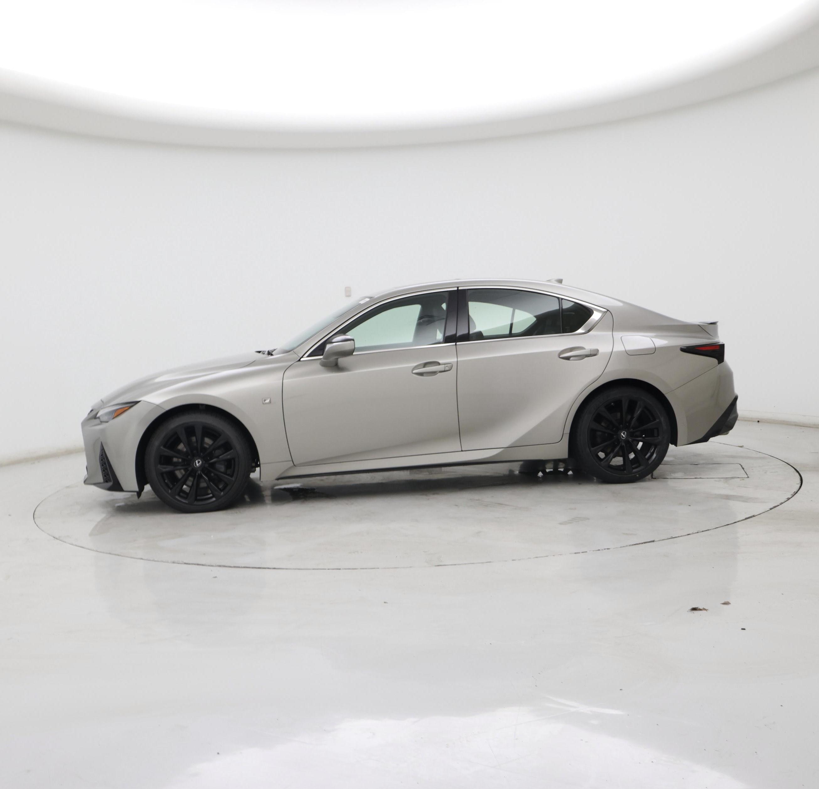 Thumbnail: 2022 Lexus IS - 3