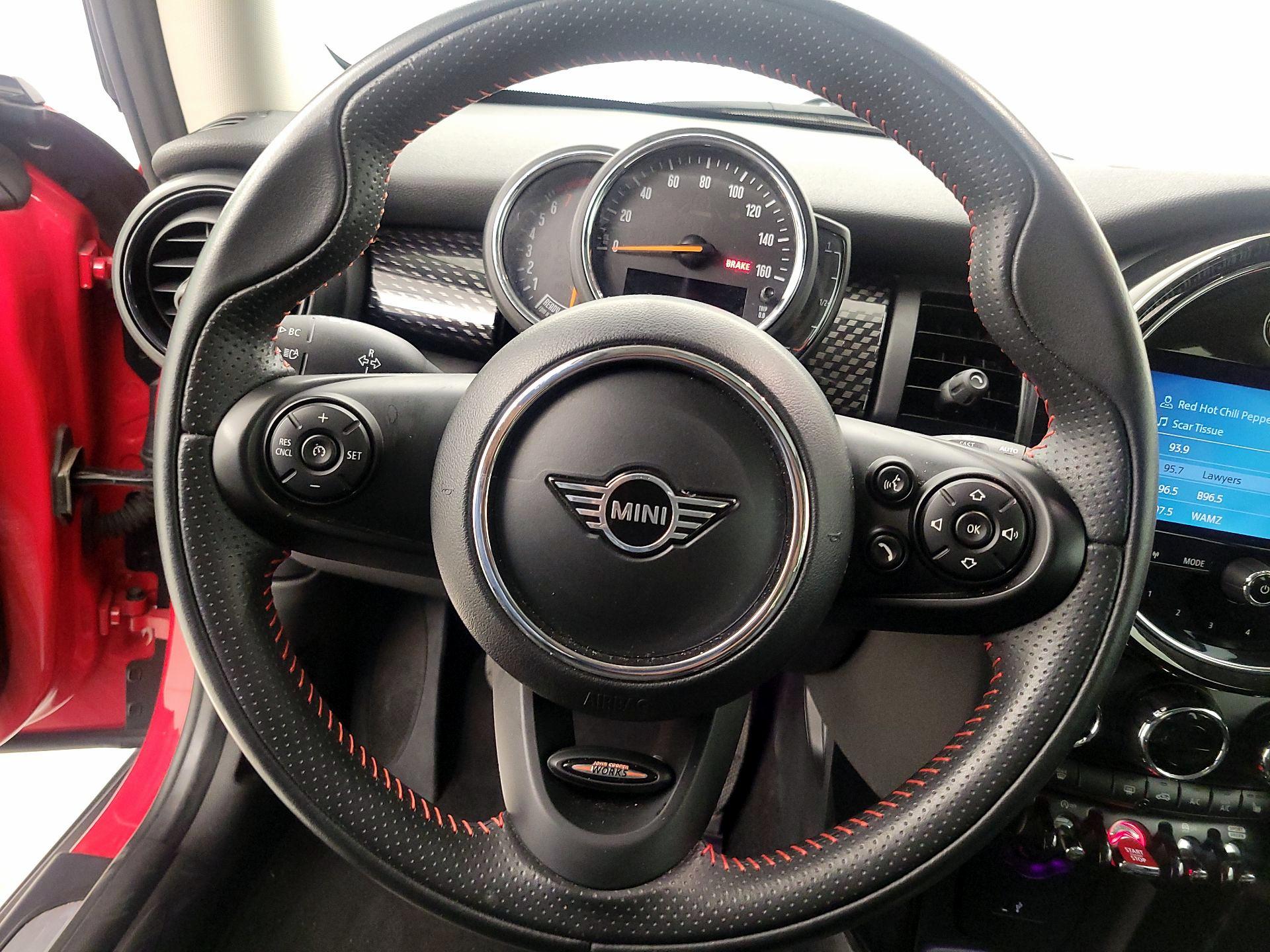 Thumbnail: 2021 MINI Cooper Hardtop - 10