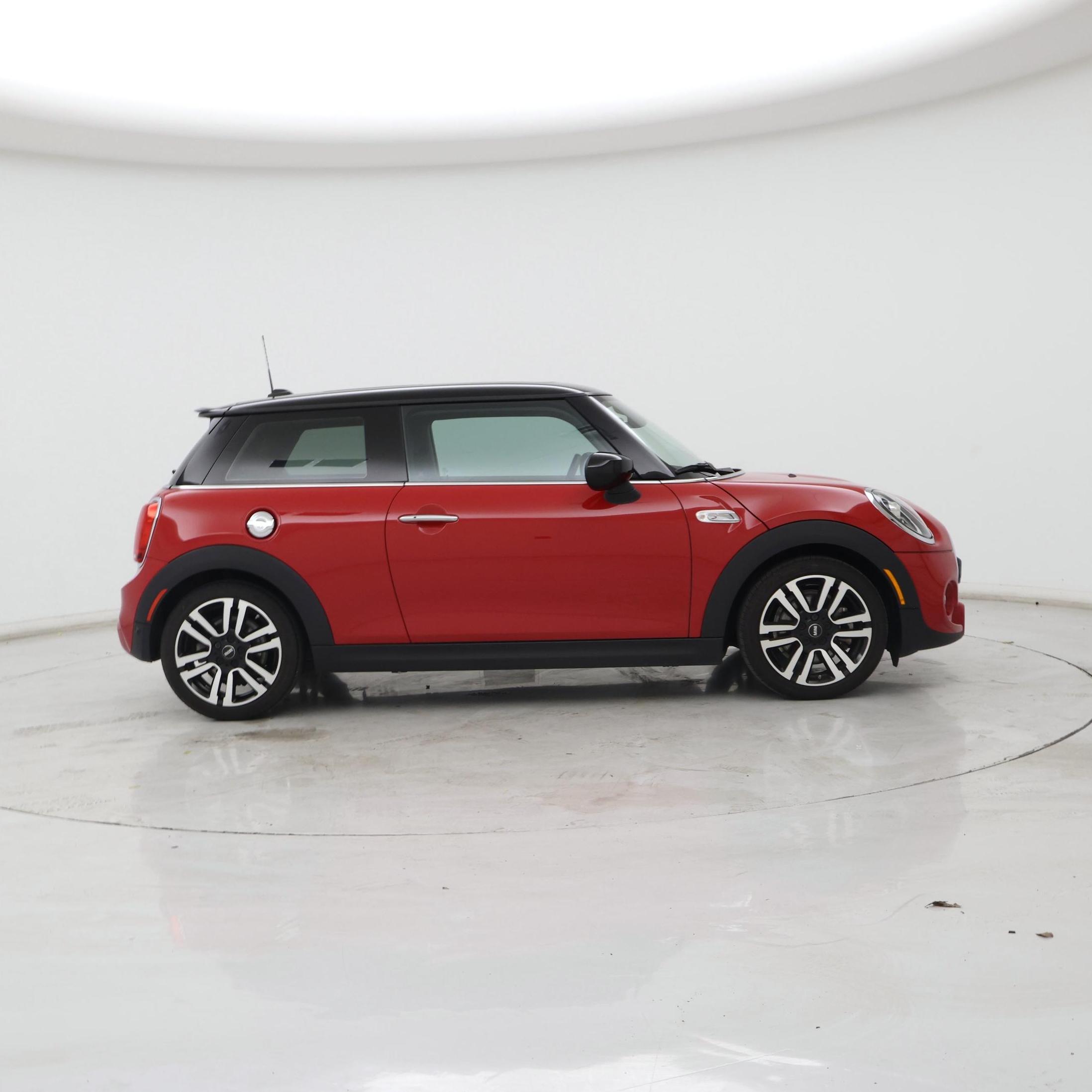 Thumbnail: 2021 MINI Cooper Hardtop - 7