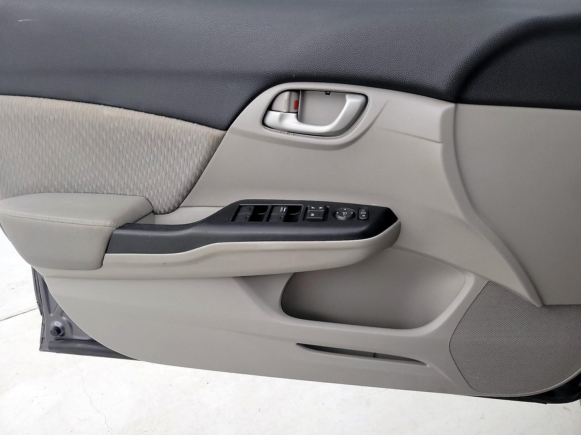 Thumbnail: 2014 Honda Civic - 12