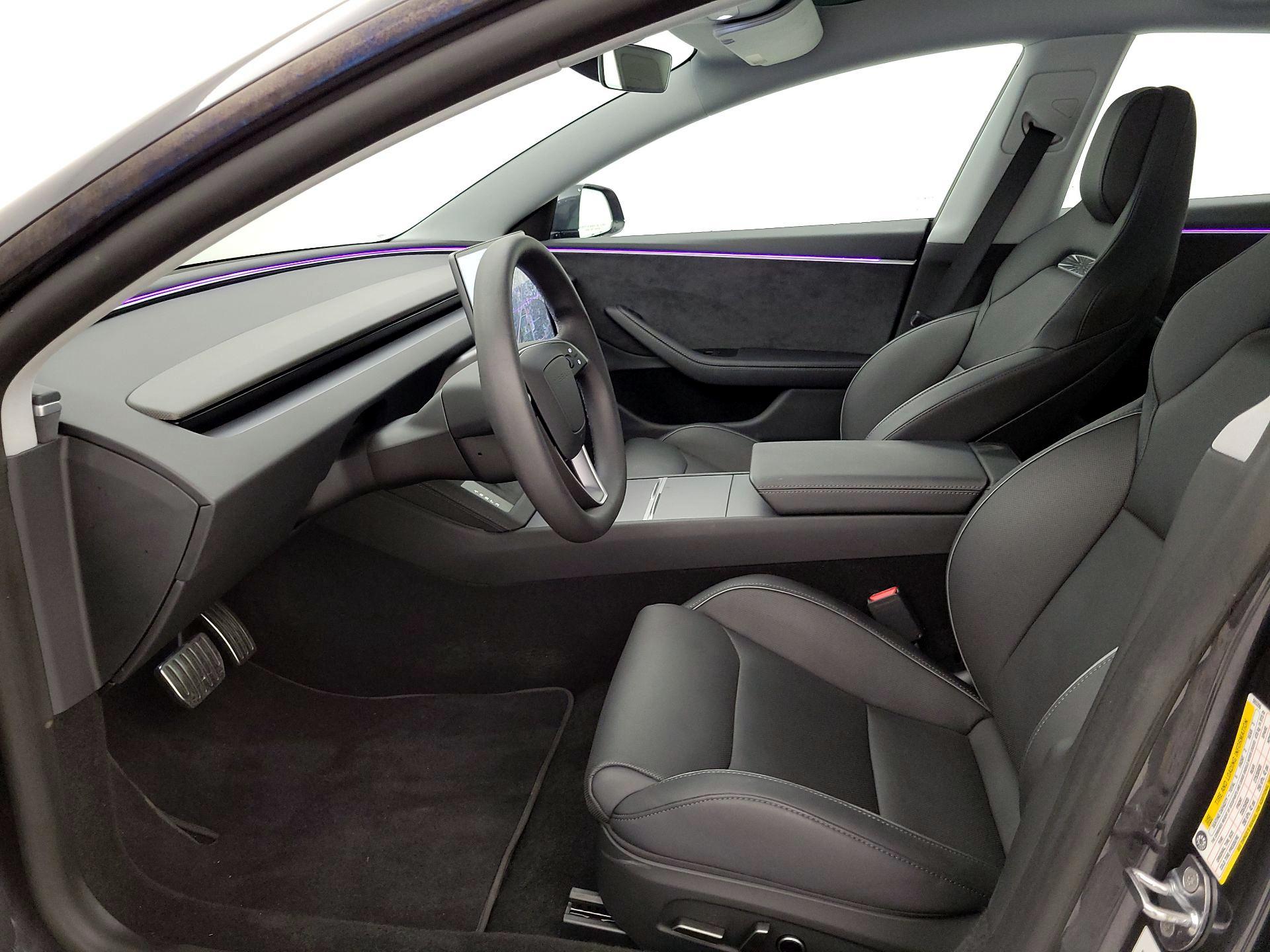 Thumbnail: 2025 Tesla Model 3 - 11