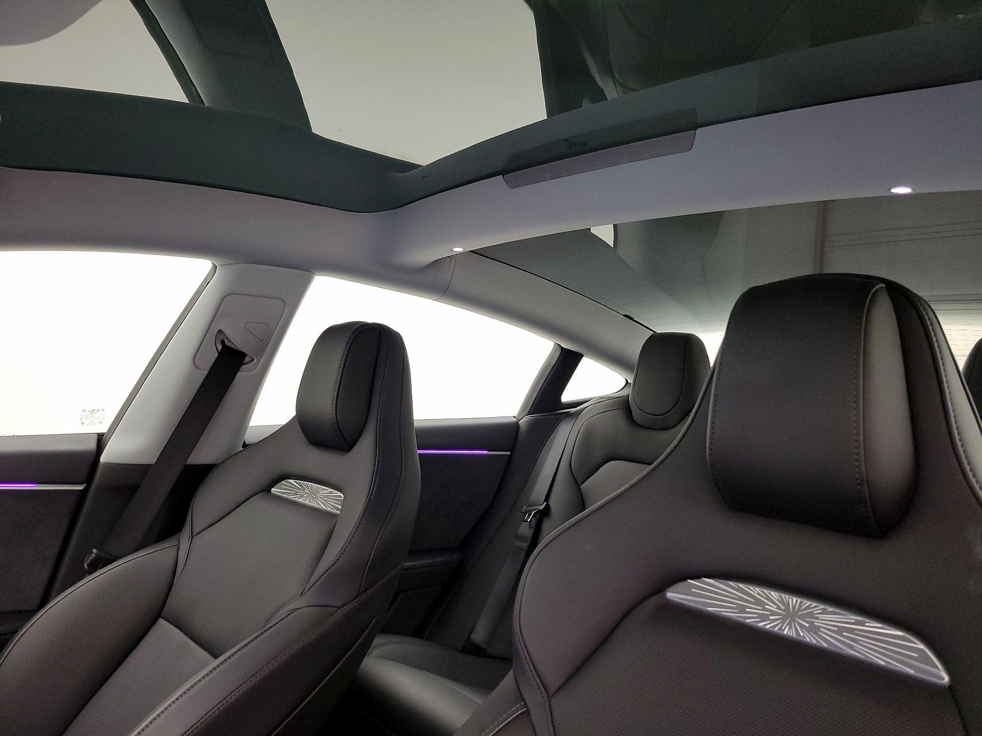 Thumbnail: 2025 Tesla Model 3 - 18