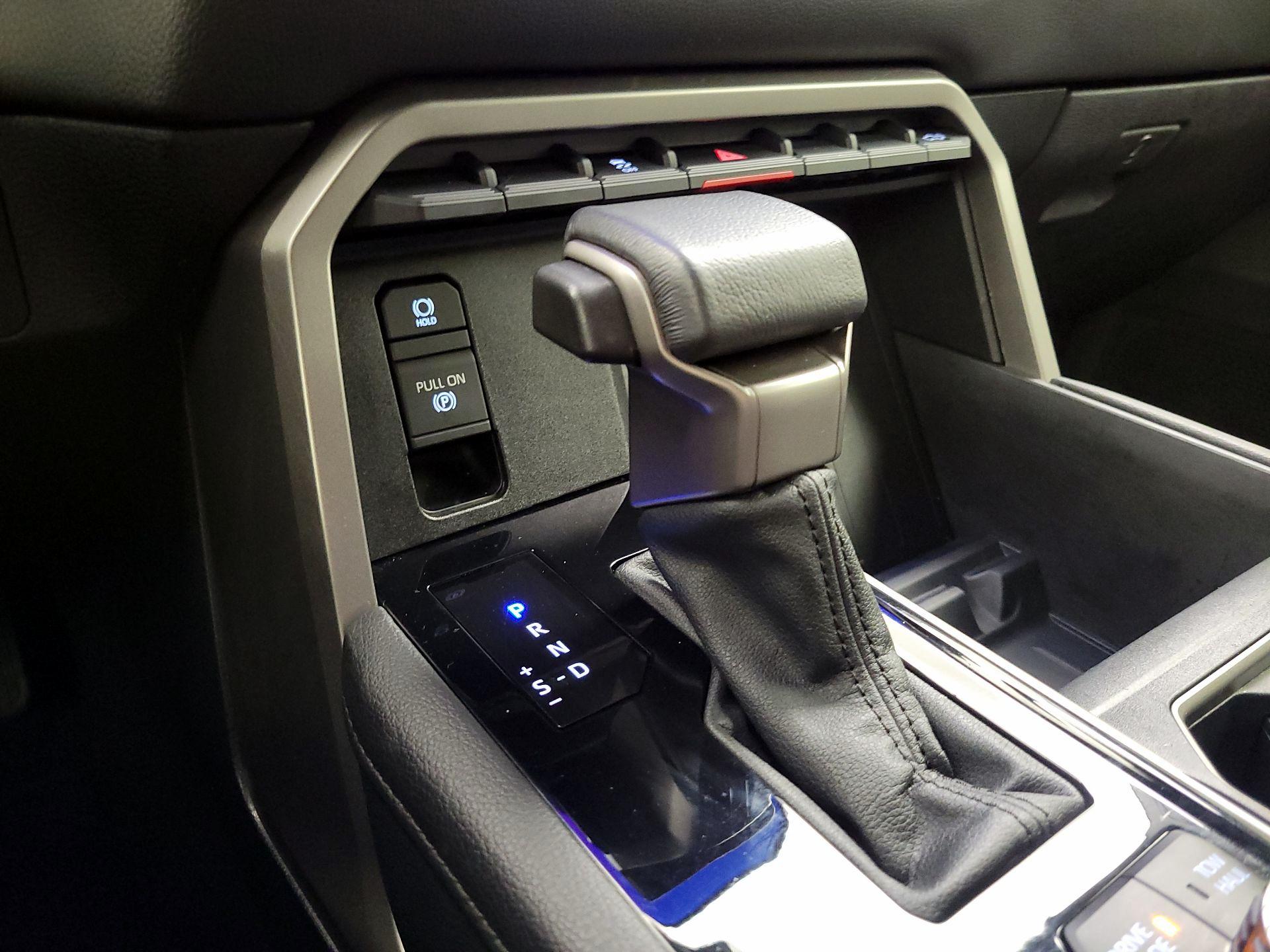Thumbnail: 2025 Toyota Tundra - 17