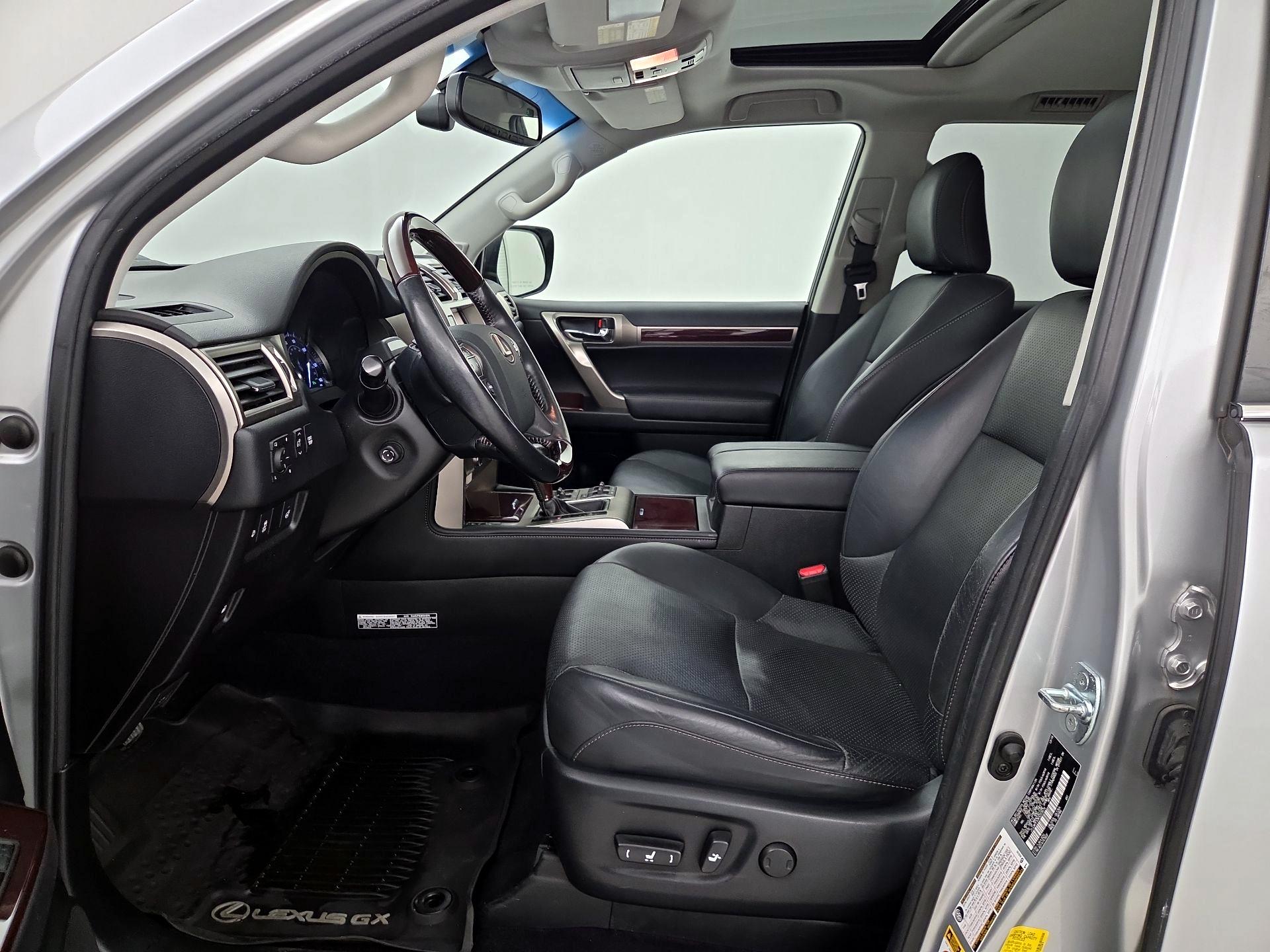 Thumbnail: 2019 Lexus GX - 11