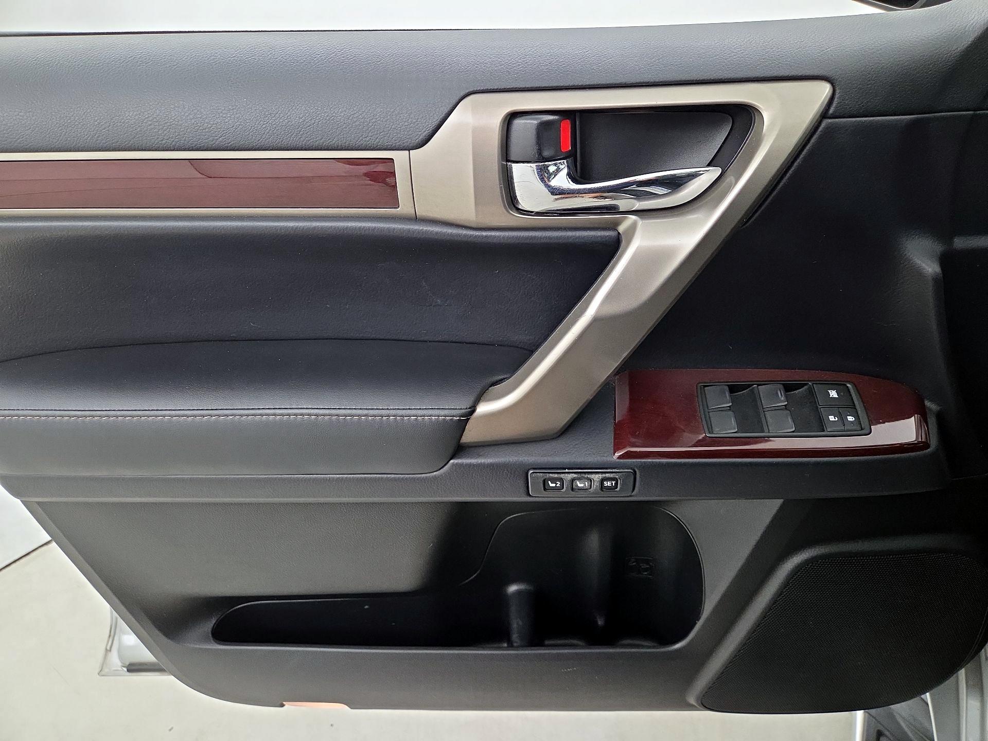 Thumbnail: 2019 Lexus GX - 12