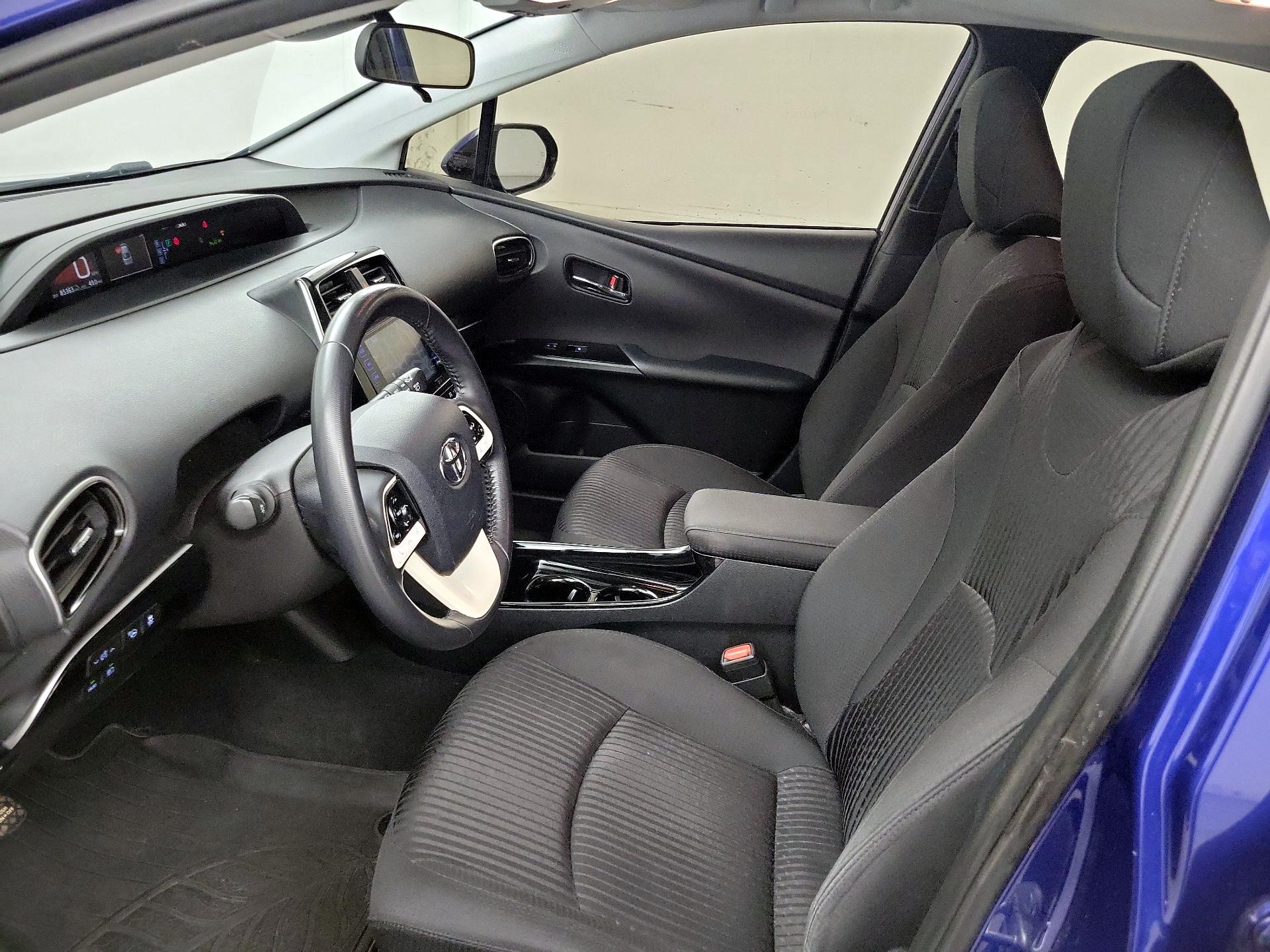 Thumbnail: 2018 Toyota Prius - 11