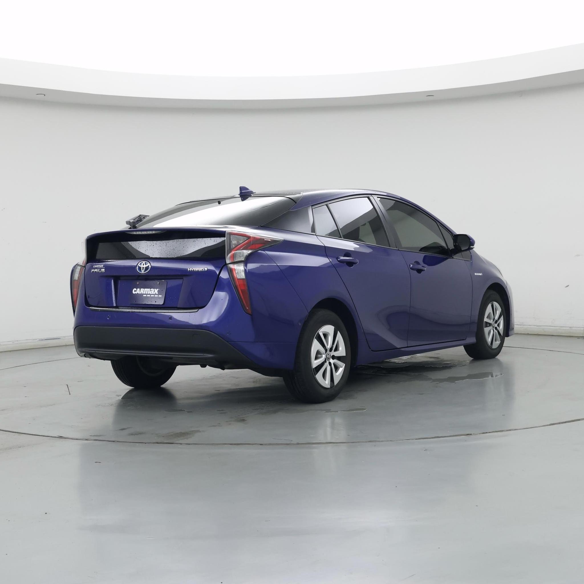Thumbnail: 2018 Toyota Prius - 8