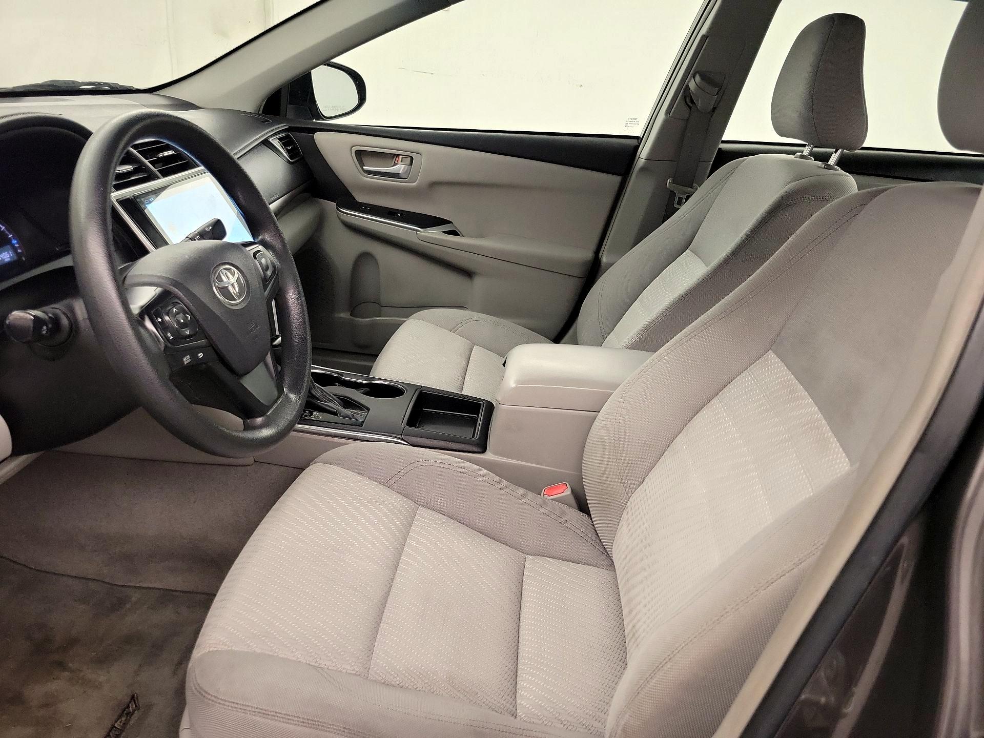 Thumbnail: 2015 Toyota Camry - 11