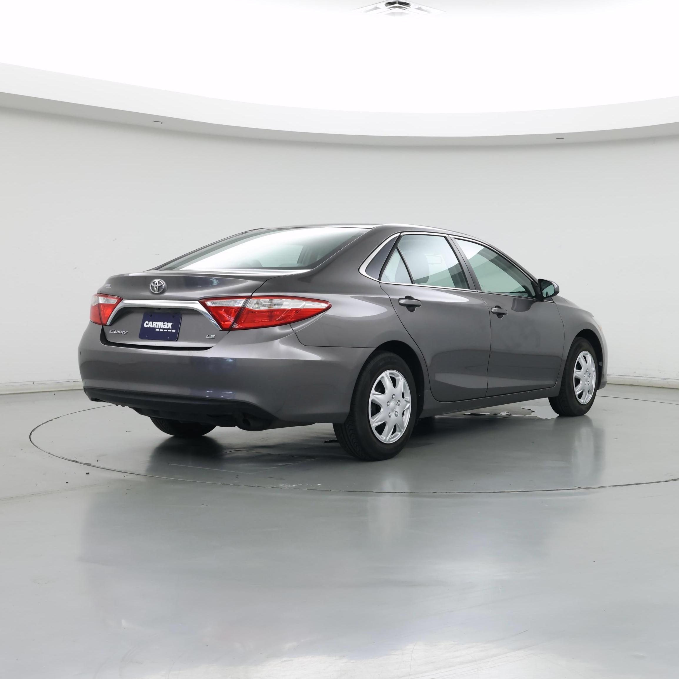 Thumbnail: 2015 Toyota Camry - 8