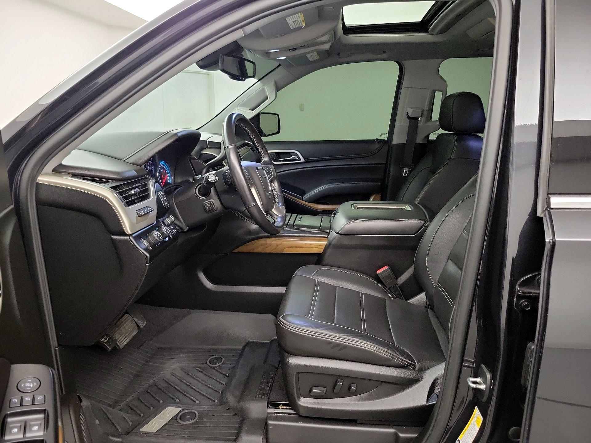 Thumbnail: 2020 GMC Yukon XL - 11
