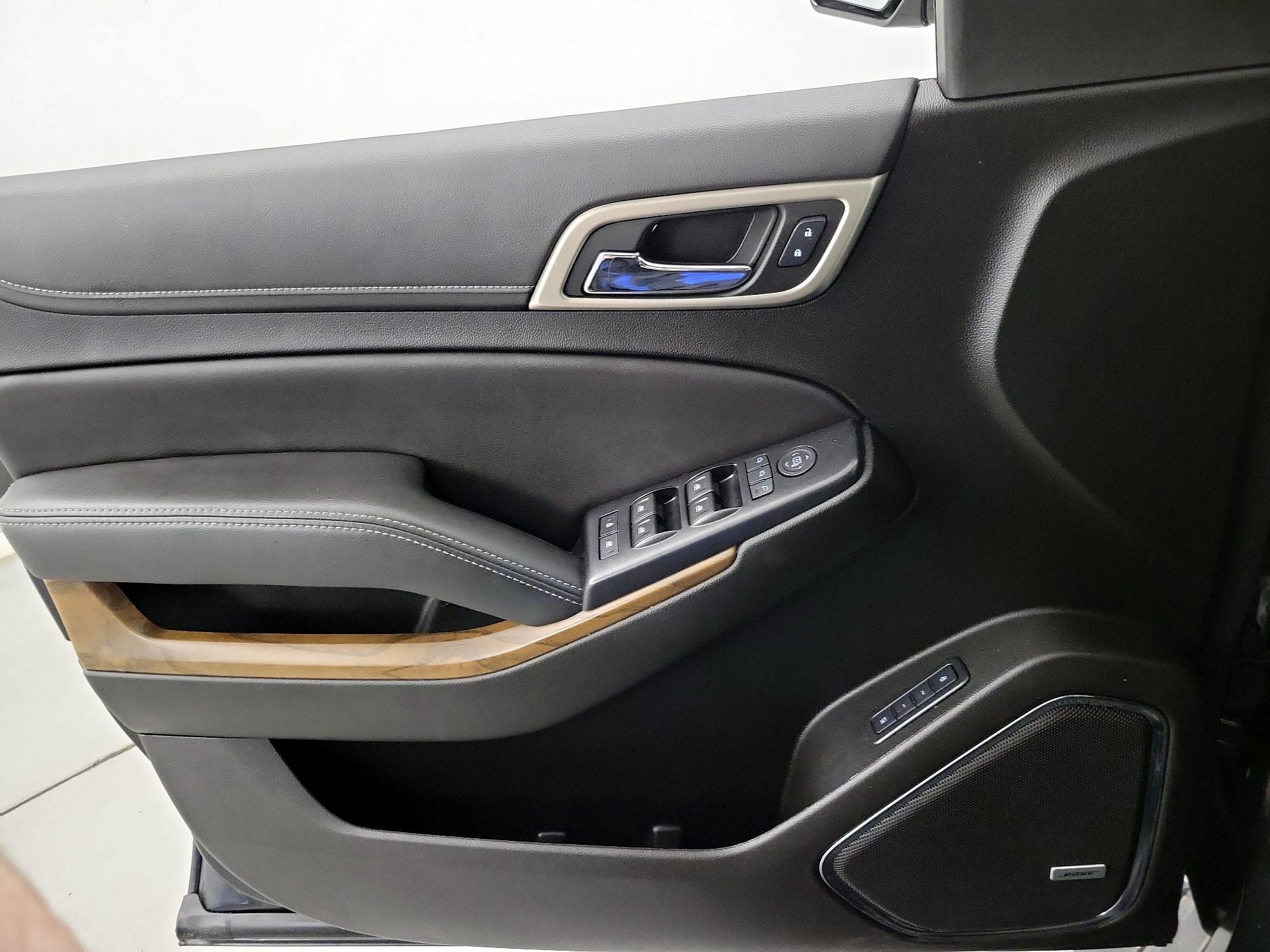 Thumbnail: 2020 GMC Yukon XL - 12