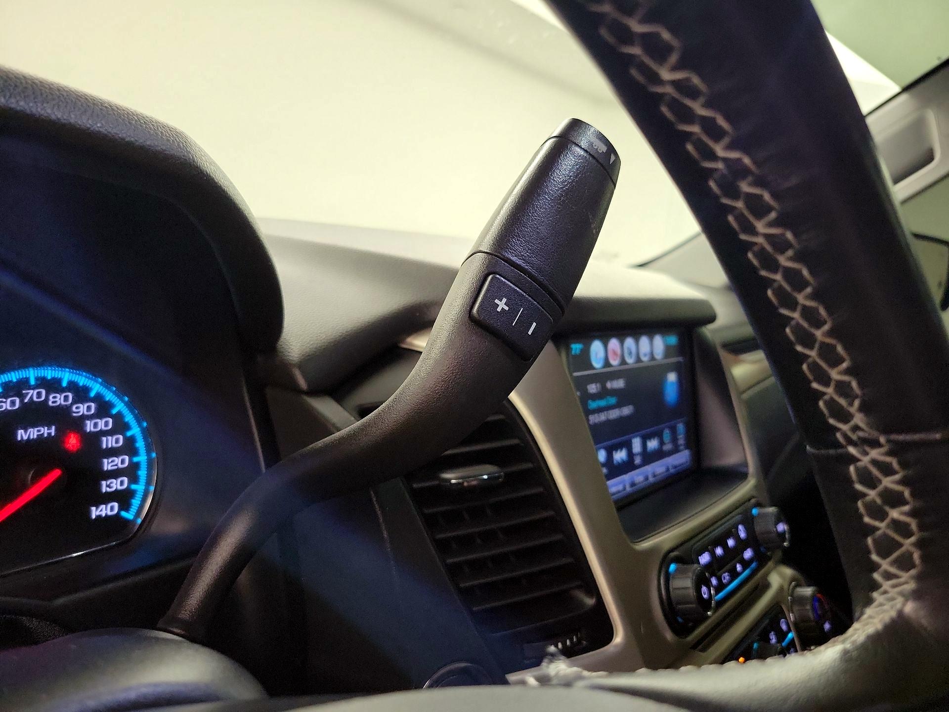 Thumbnail: 2020 GMC Yukon XL - 17
