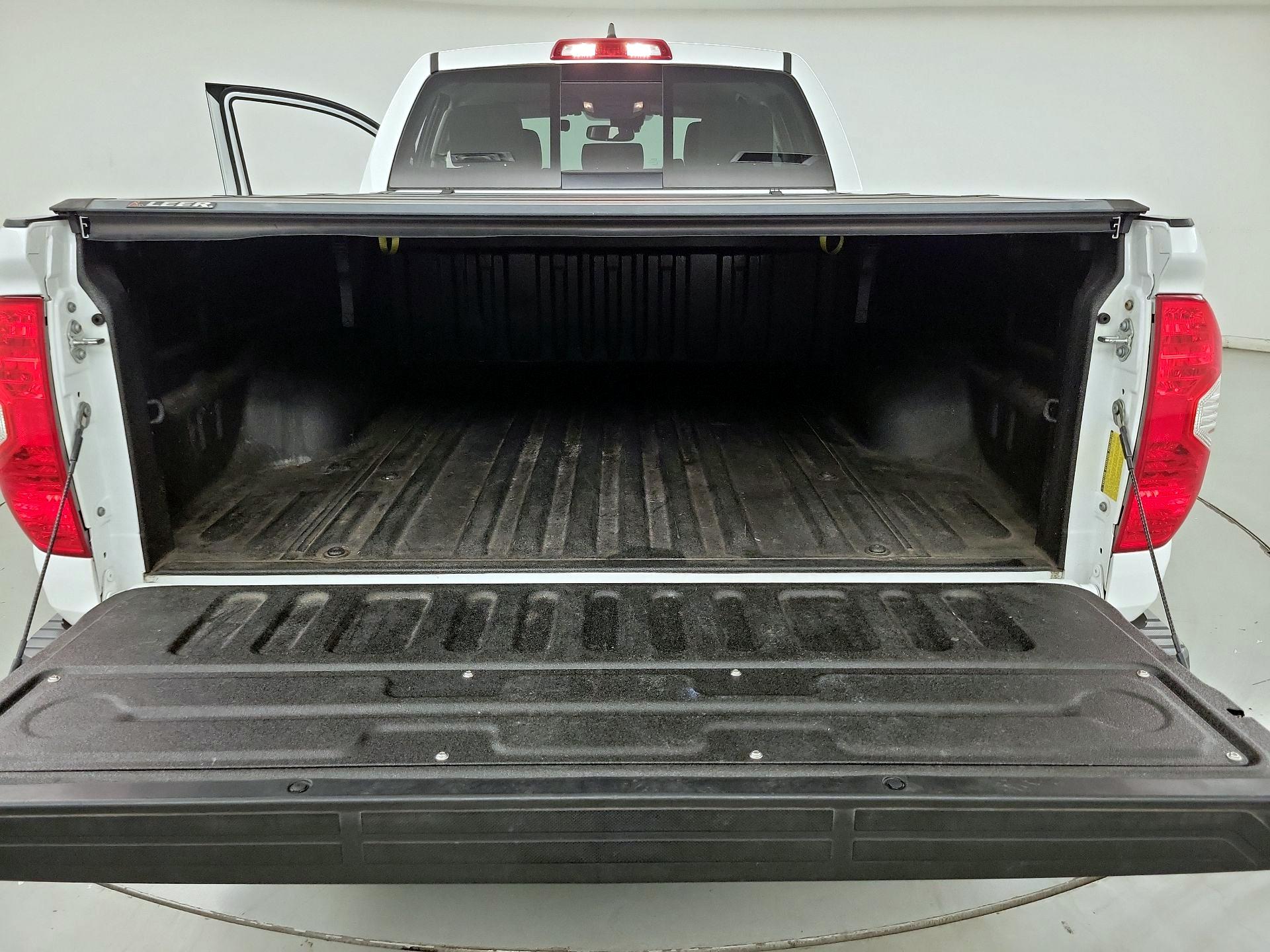 Thumbnail: 2021 Toyota Tundra - 20