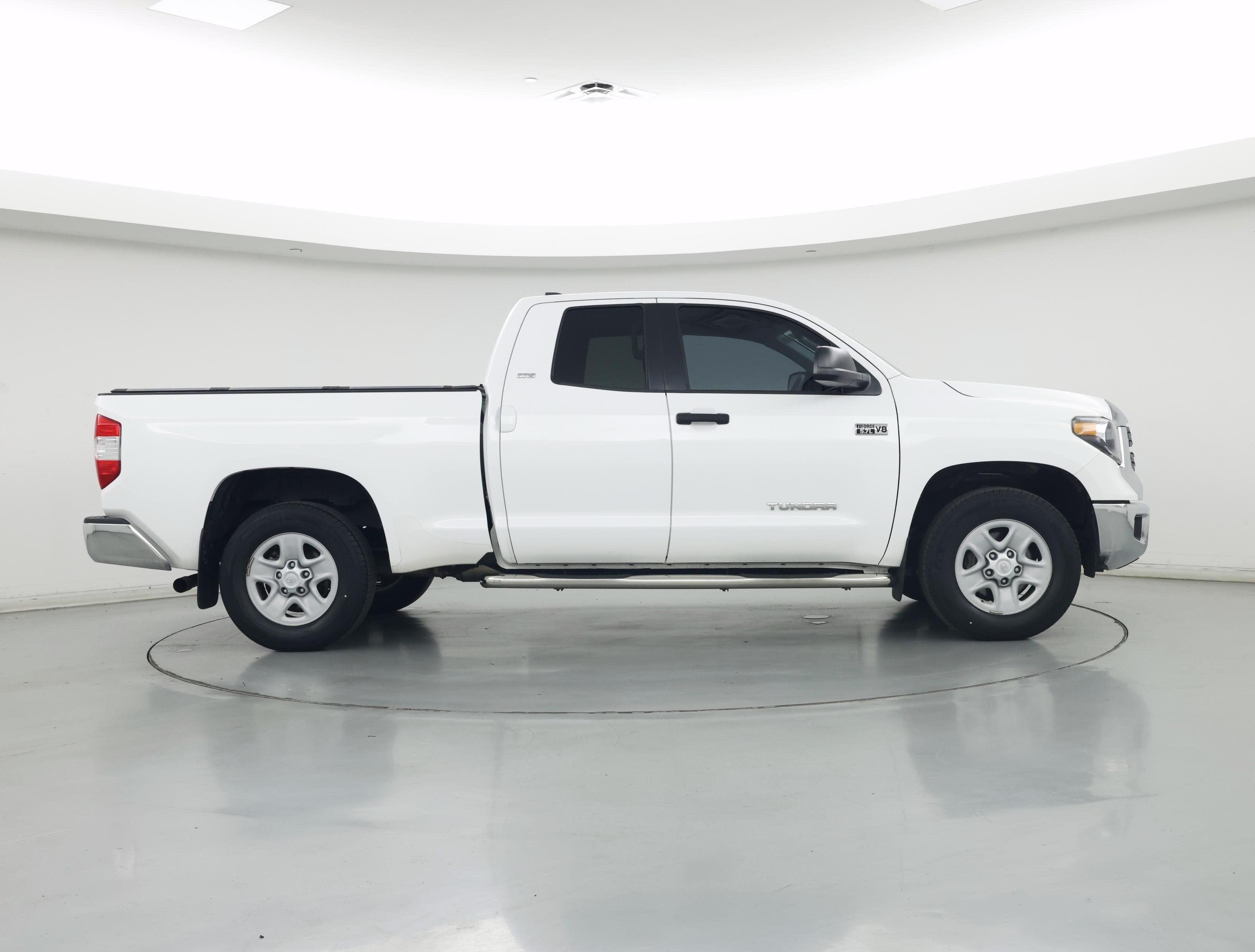 Thumbnail: 2021 Toyota Tundra - 7