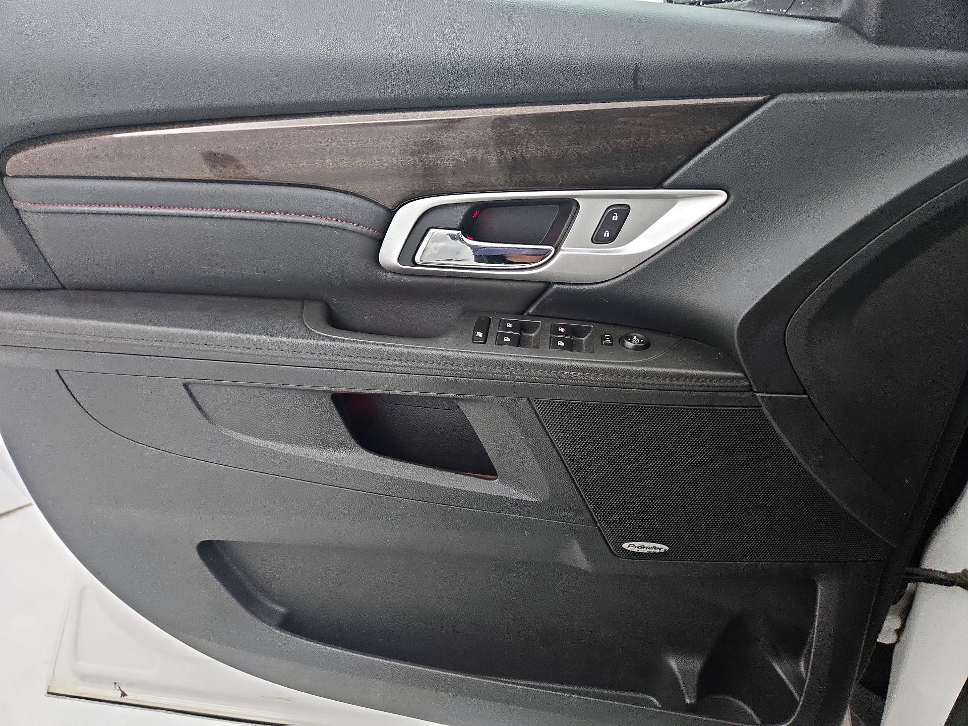 Thumbnail: 2016 GMC Terrain - 12