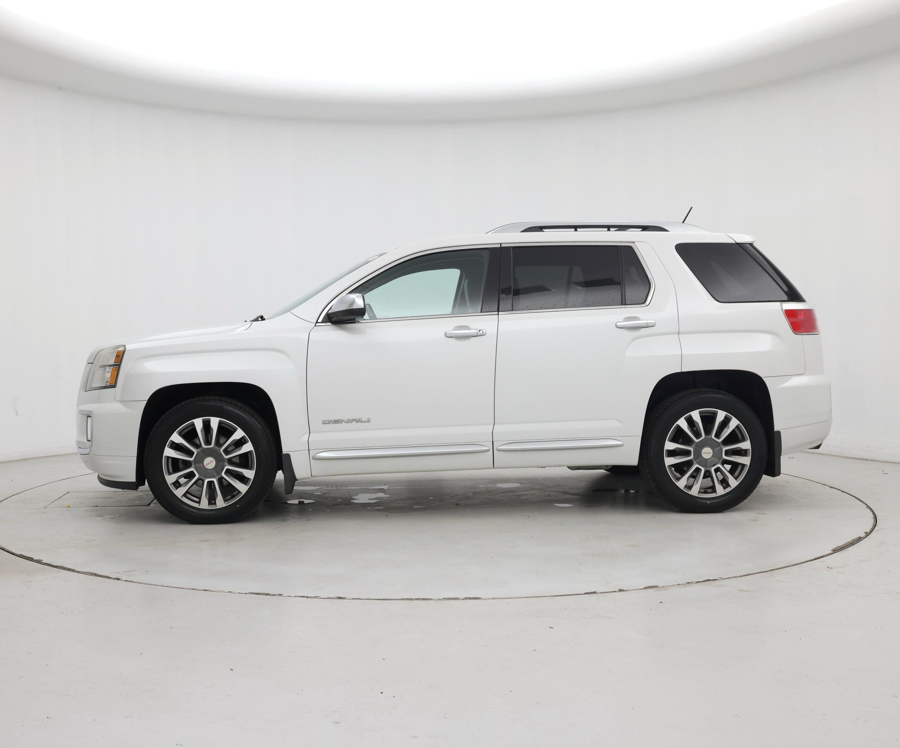 Thumbnail: 2016 GMC Terrain - 3