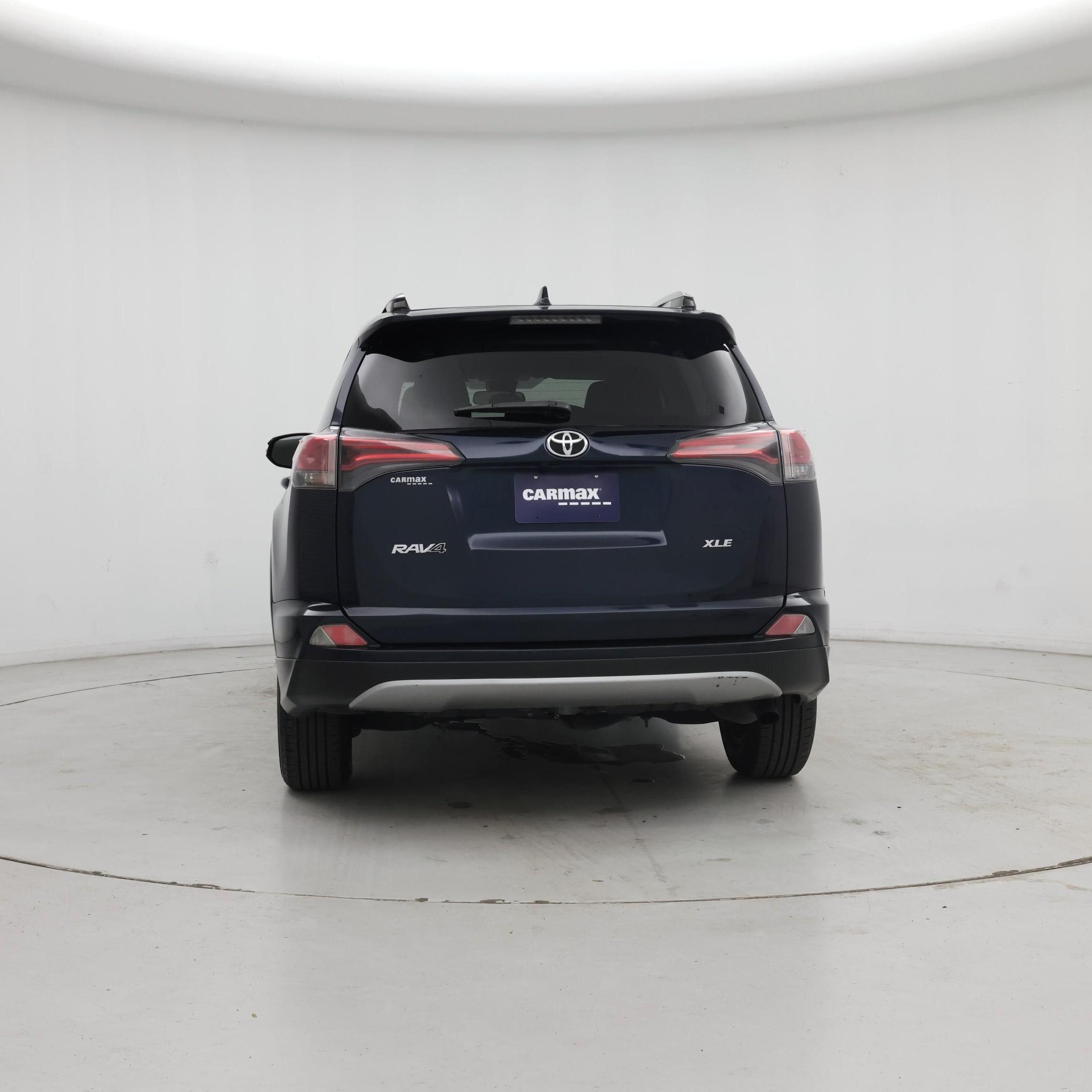 Thumbnail: 2018 Toyota RAV4 - 6