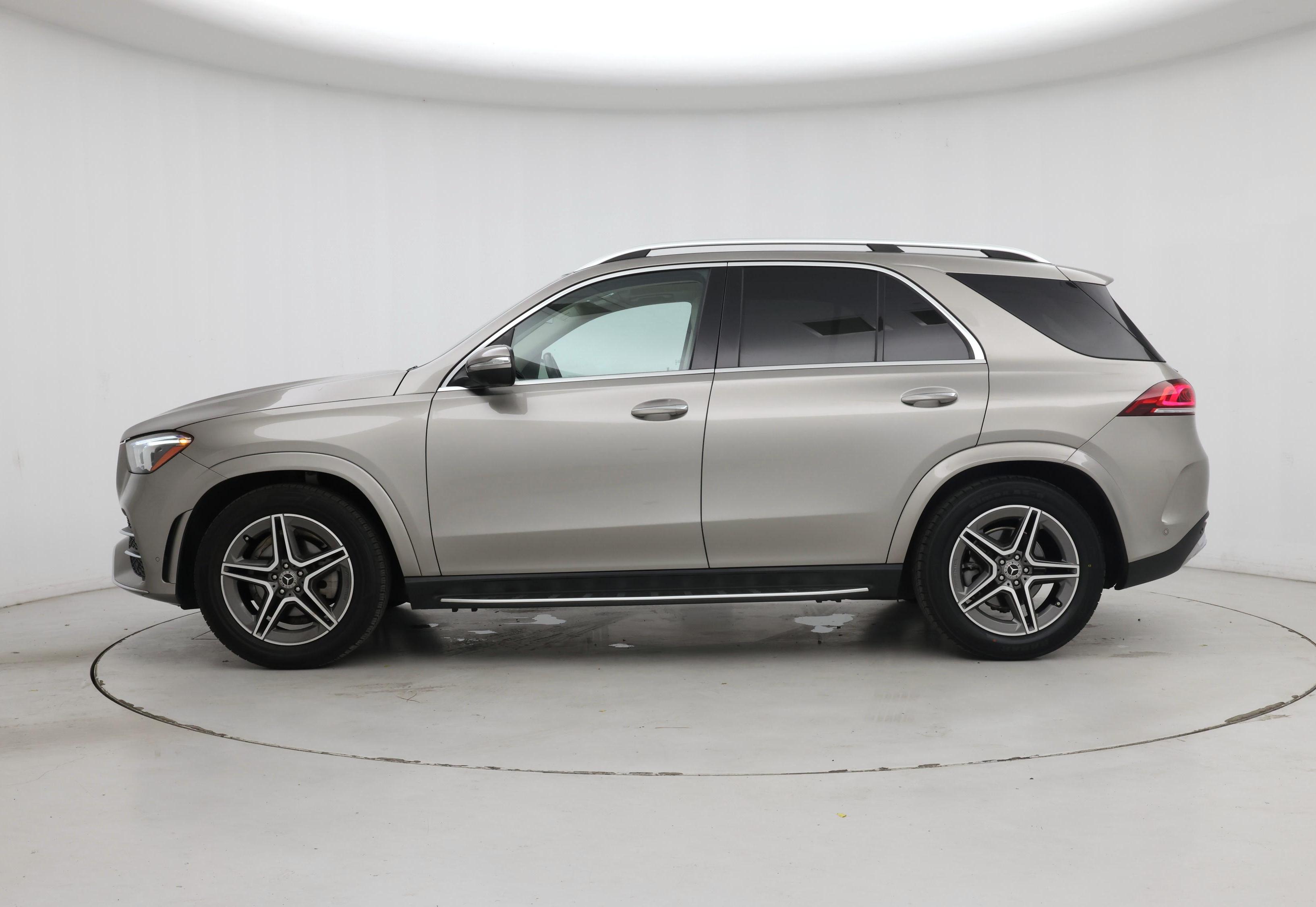Thumbnail: 2022 Mercedes-Benz GLE - 3