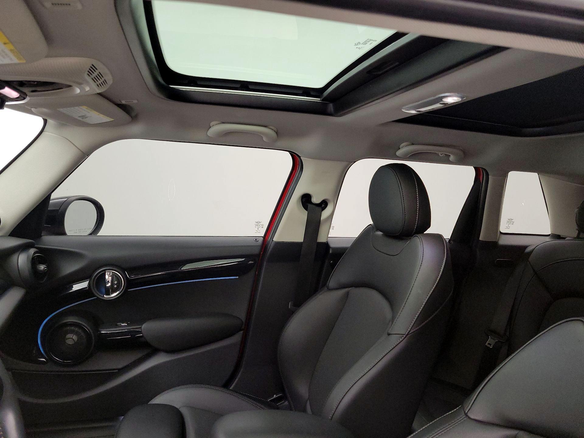 Thumbnail: 2022 MINI Cooper Hardtop - 18