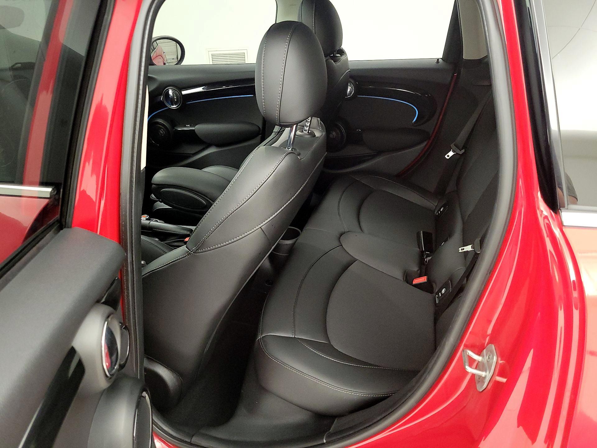 Thumbnail: 2022 MINI Cooper Hardtop - 19
