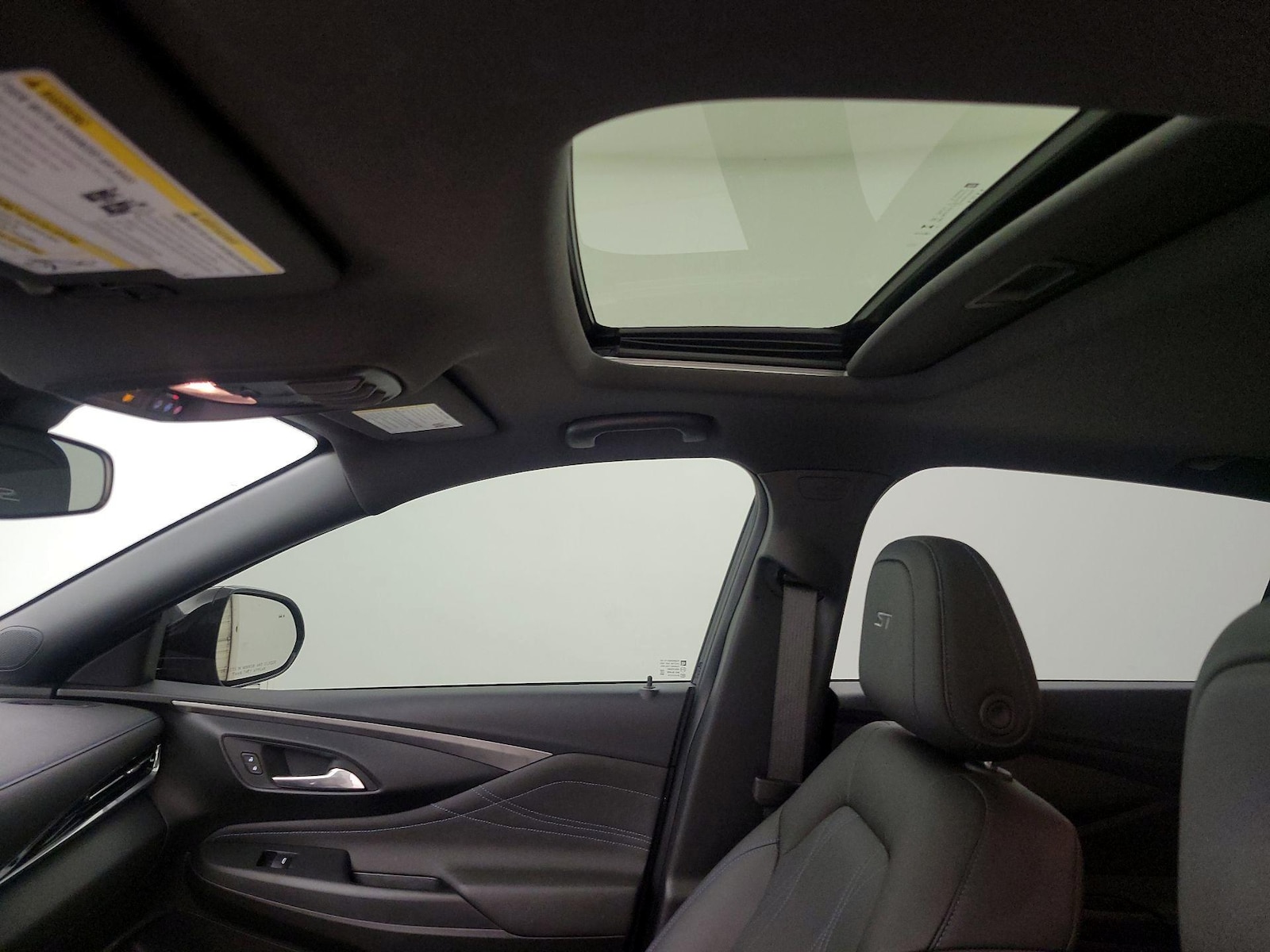 2024 Buick Envista Sport Touring - Photo 19